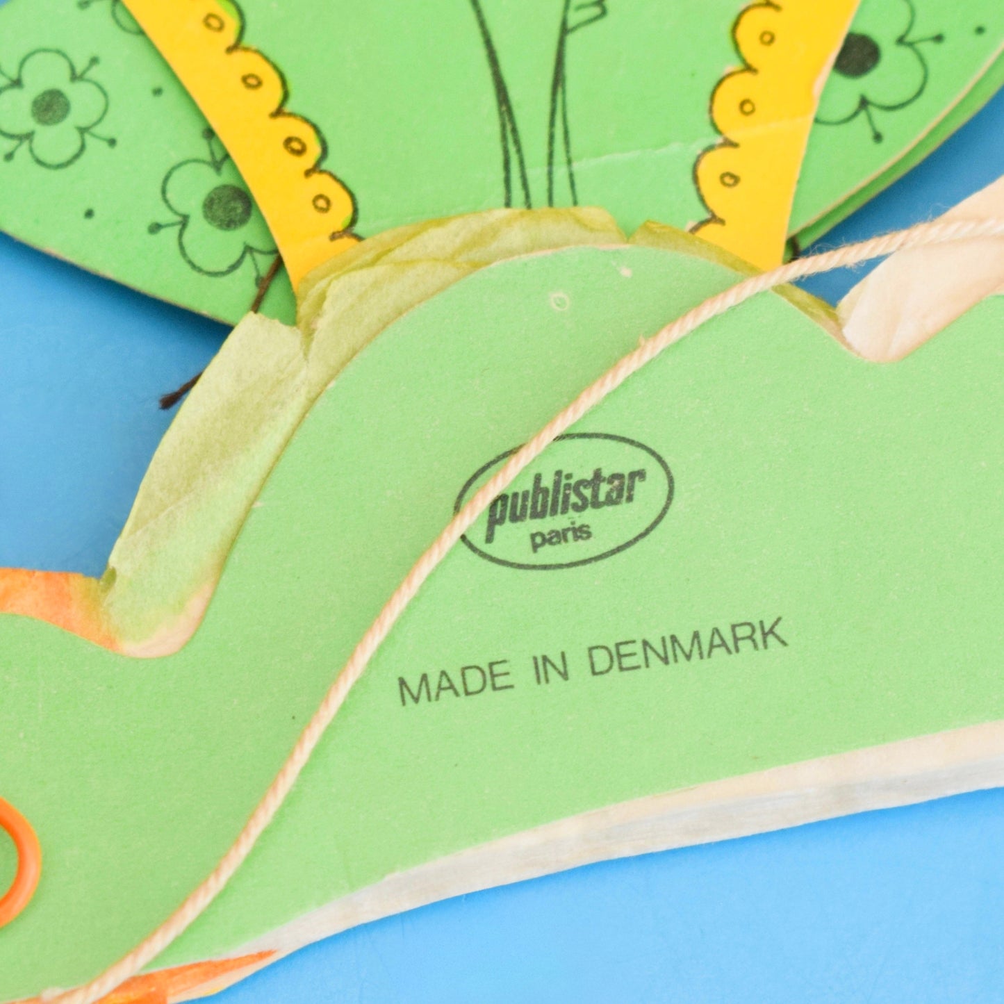 Vintage 1970s Honeycomb Bee / Fish - Denmark - Flower Power