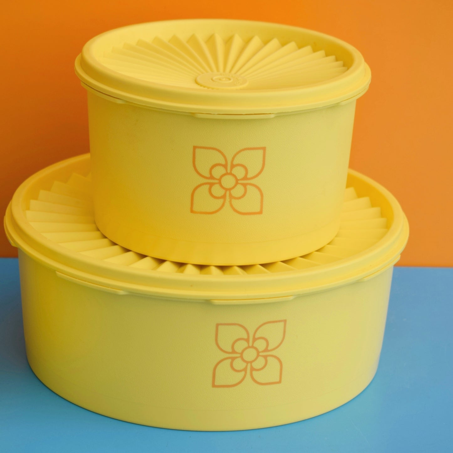 Vintage 1970s Tupperware Set Of Containers - Mid Yellow