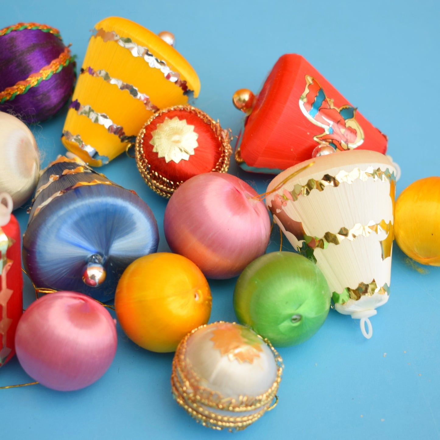 Vintage 1970s Satin Christmas Baubles - Mixed x16 by Pineapple Retro
