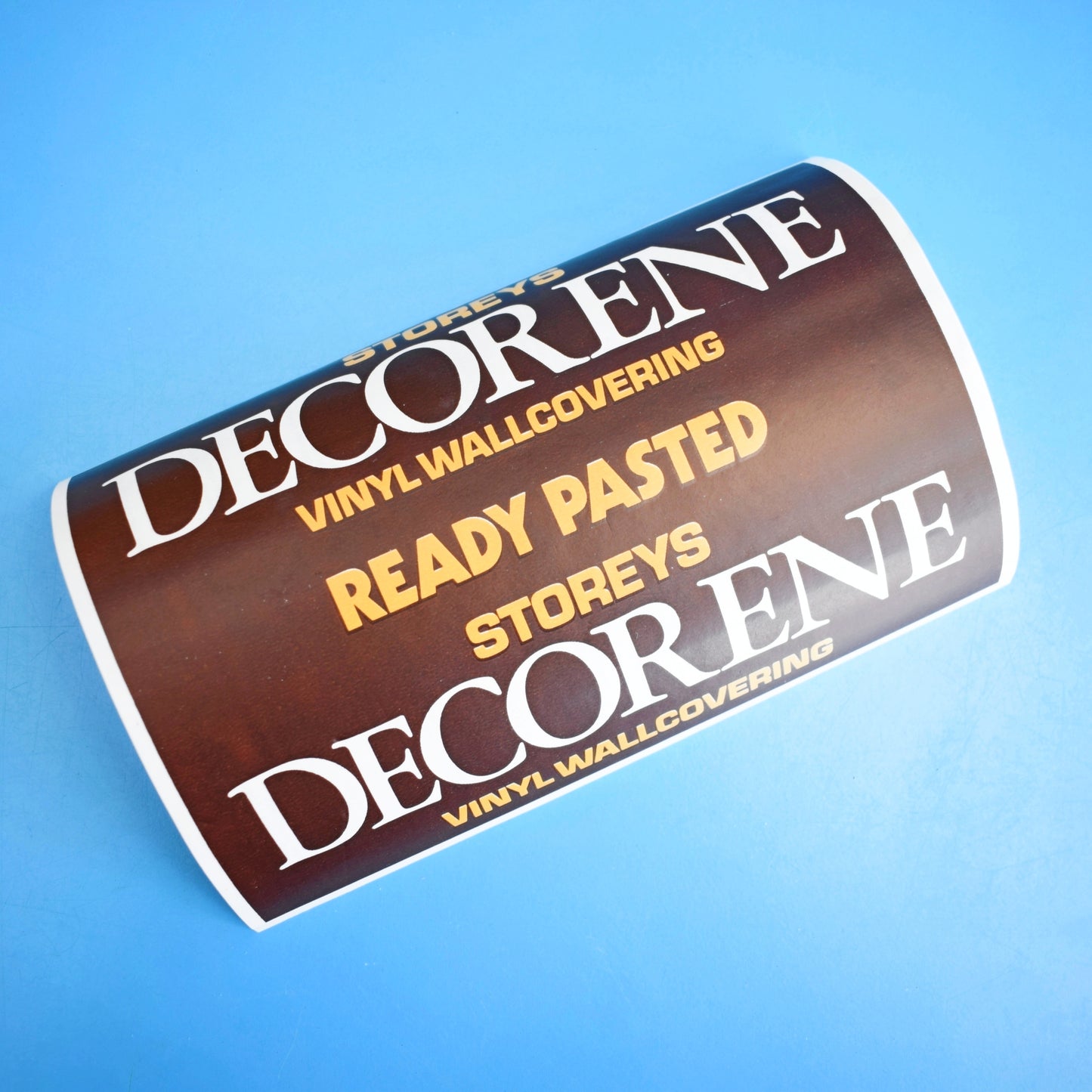 Vintage 1960s Wallpaper - Geometric Blue .