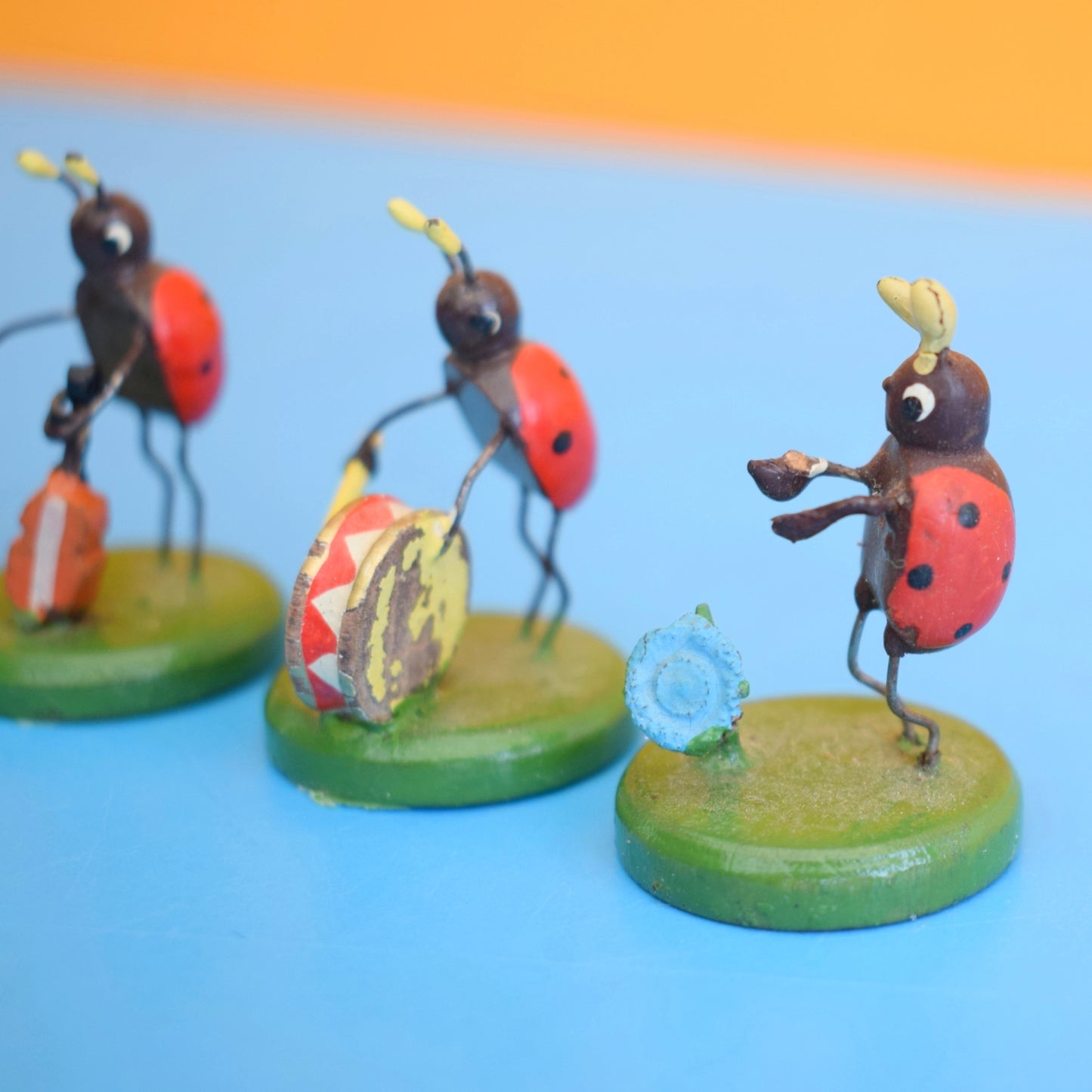 Vintage 1960s Erzgebirge Ladybird Band x5