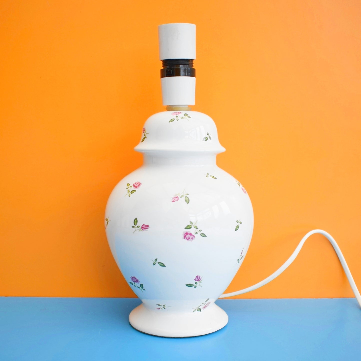 Vintage 1980s China Lamp - St Michael - Rose Buds