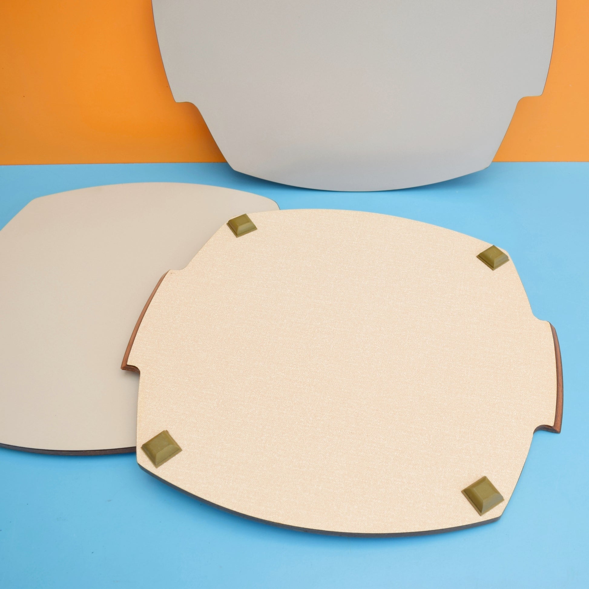 Vintage 1960s Melamine / Formica Pan Stands / Placemats x3 by Pineapple Retro