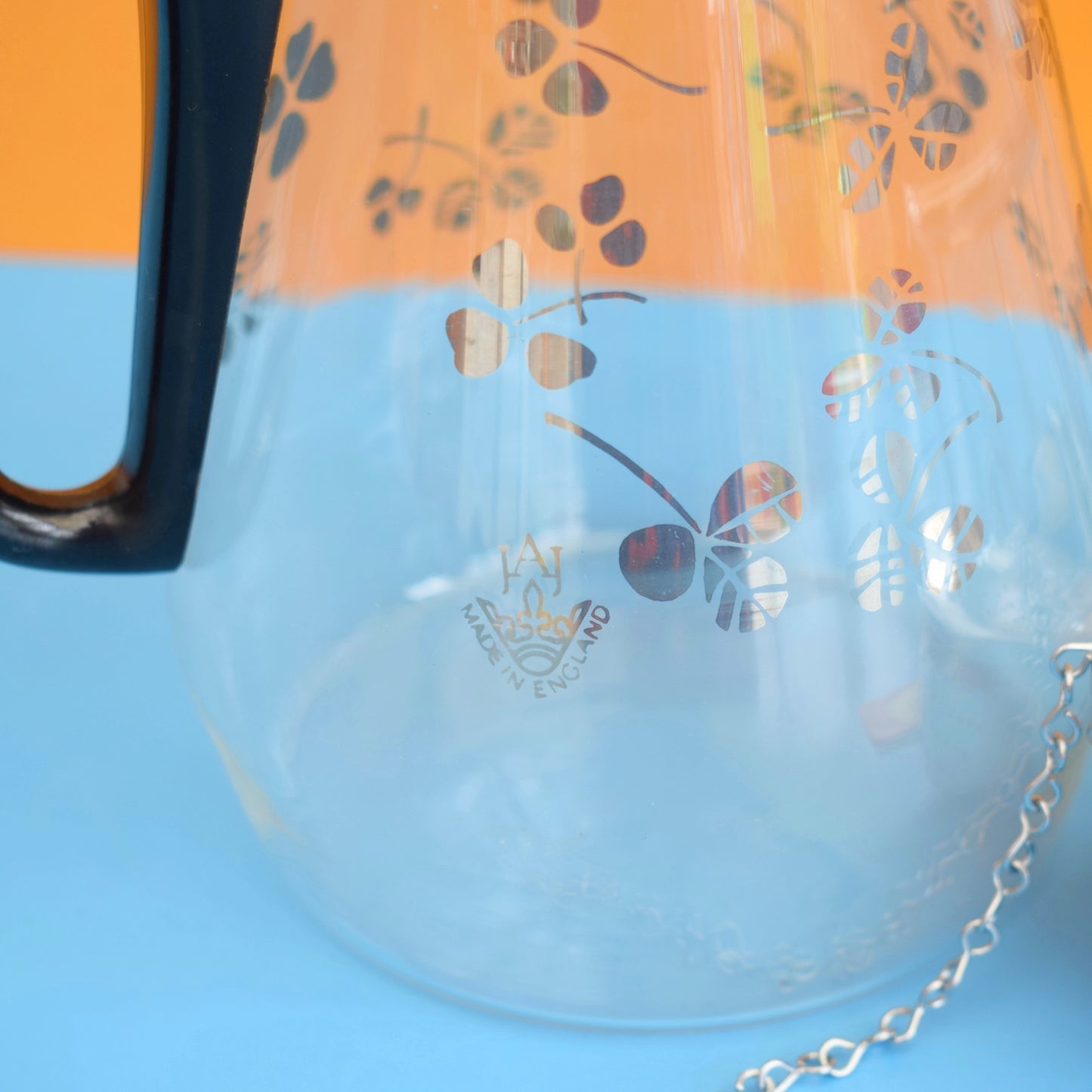 Vintage 1960s Coffee & Tea Maker Set - Pyrex - Silver Clover Leaves
