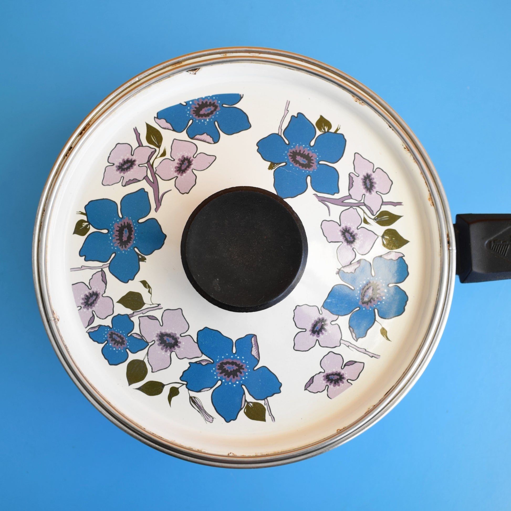Vintage 1960s Judge Enamel Saucepans - Flower Power - Blue & Purple by Vintage
