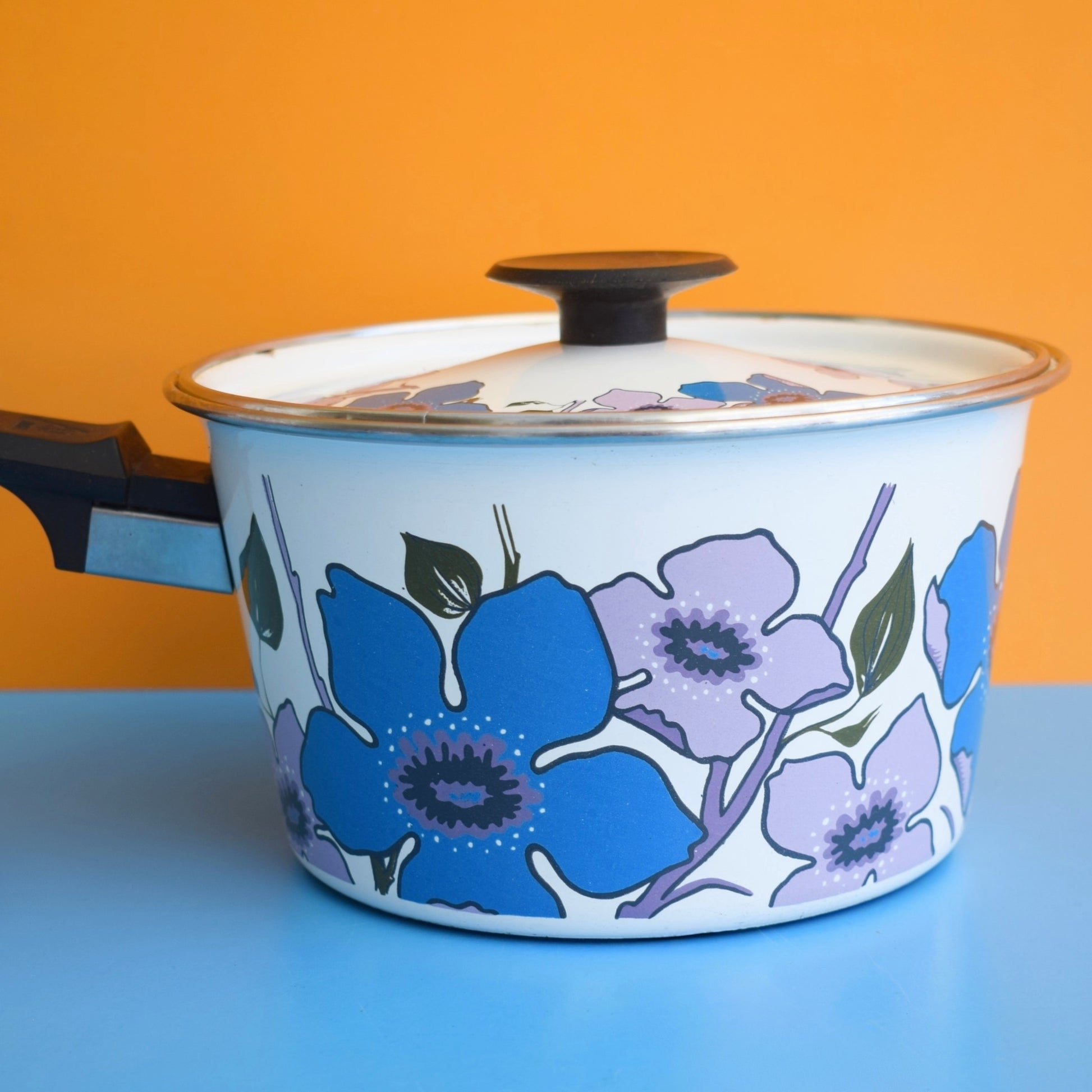 Vintage 1960s Judge Enamel Saucepans - Flower Power - Blue & Purple by Vintage