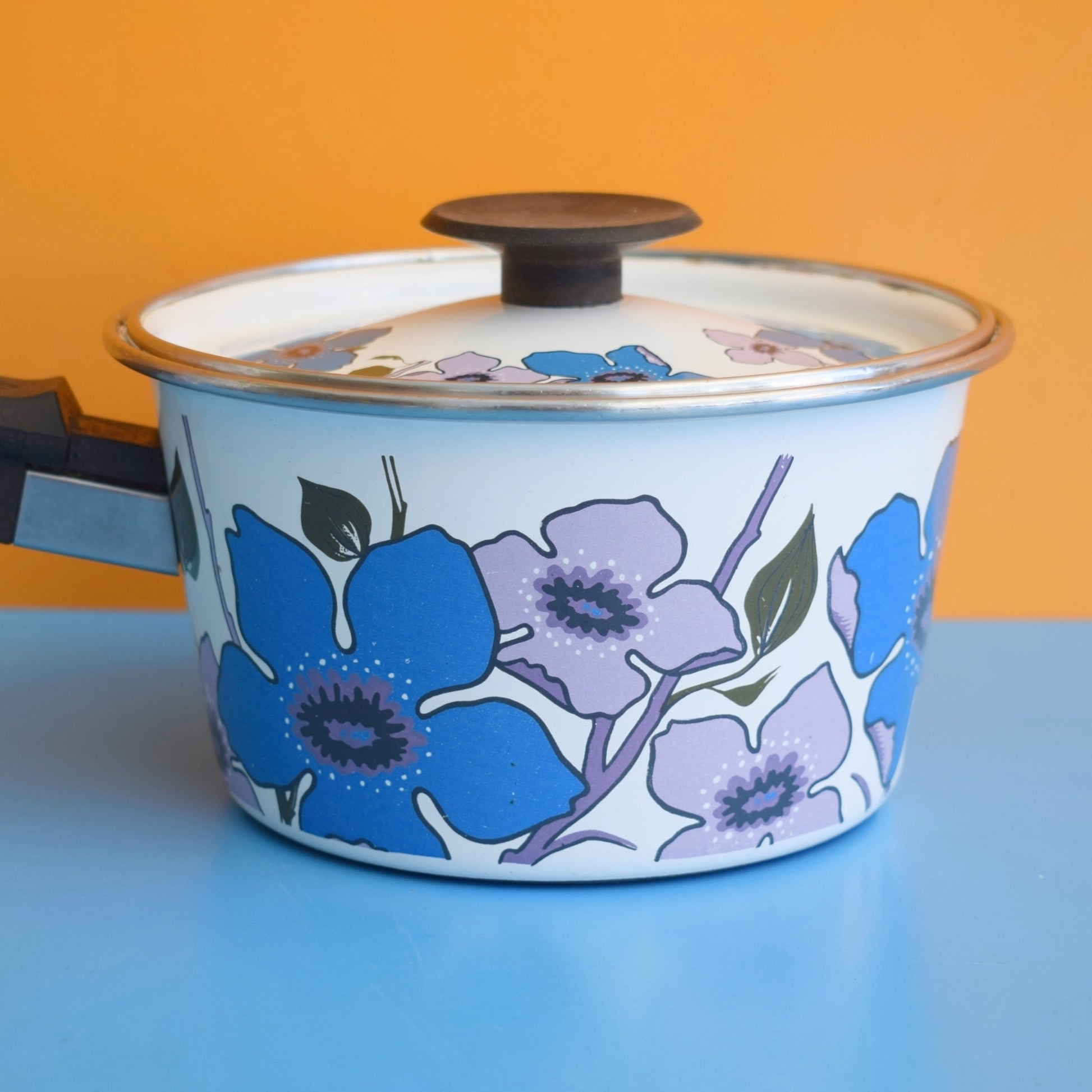 Vintage 1960s Judge Enamel Saucepans - Flower Power - Blue & Purple by Vintage