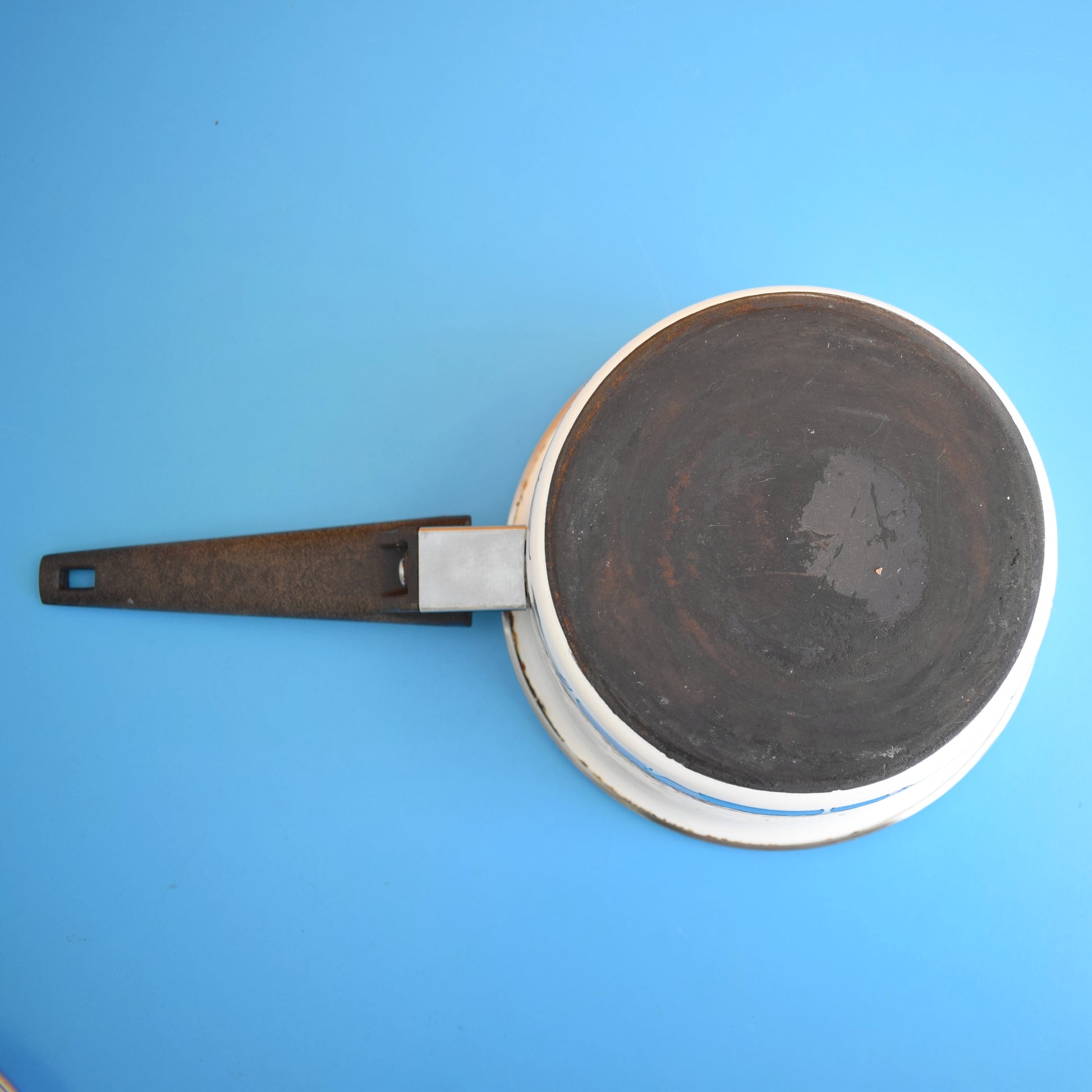 Vintage 1960s Judge Enamel Saucepans - Flower Power - Blue & Purple by Vintage