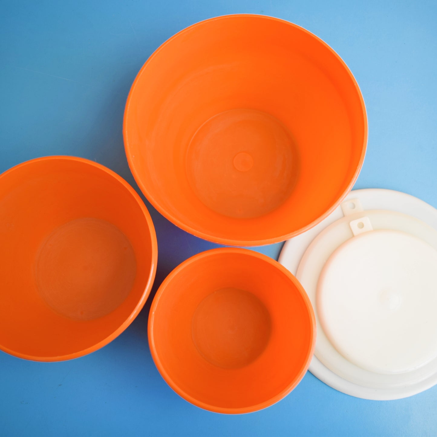 Vintage 1970s Plastic Lidded Nesting Containers - Orange - Seel Pan by Pineapple Retro