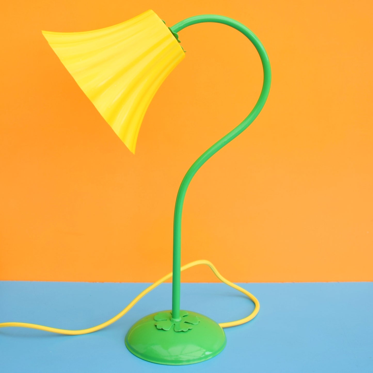 Vintage 1980s Flower Lamp & Shade - Yellow & Green