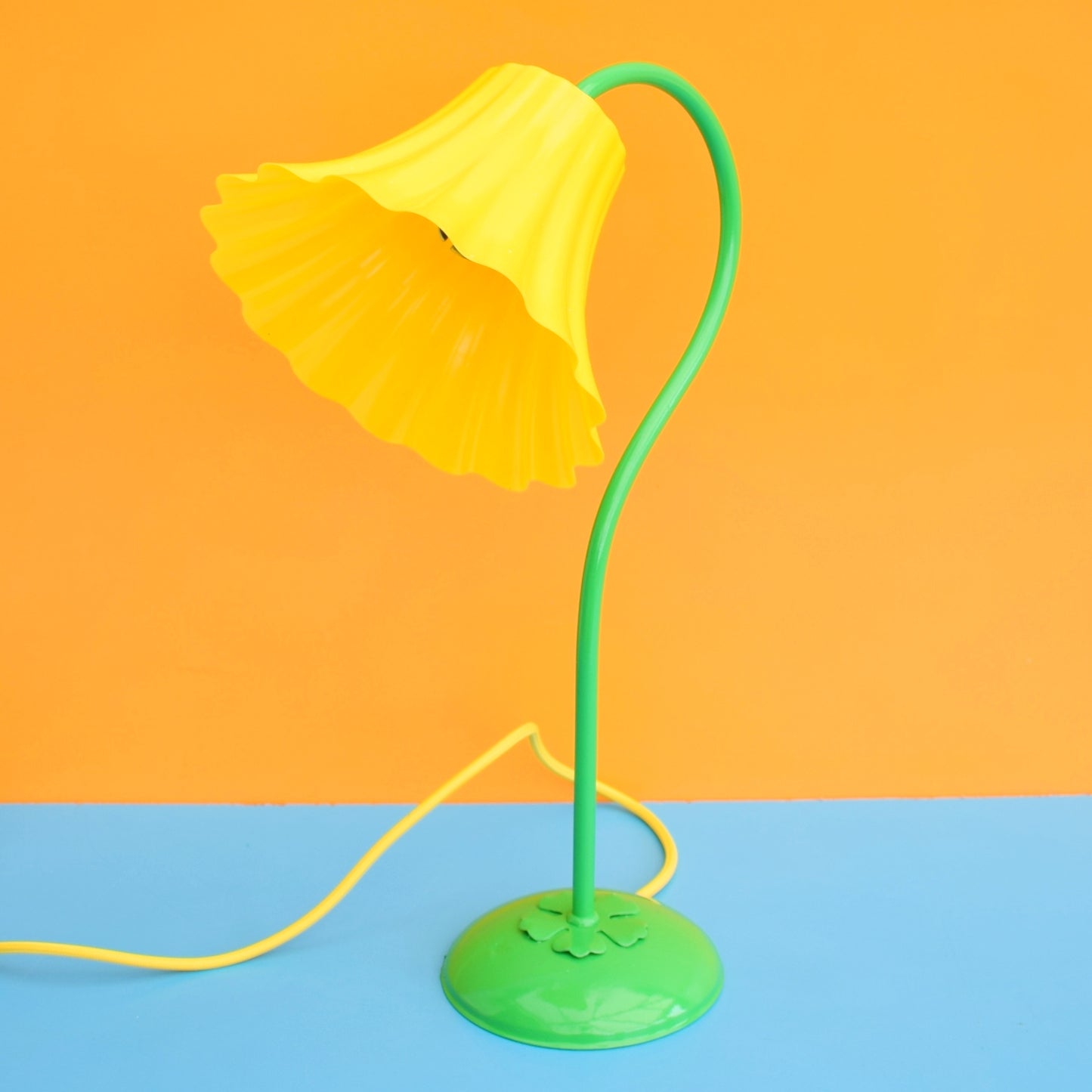 Vintage 1980s Flower Lamp & Shade - Yellow & Green