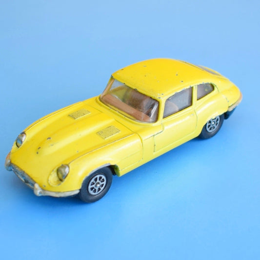 Vintage 1960s Corgi V12 Jaguar Model Car - WhizzWheels
