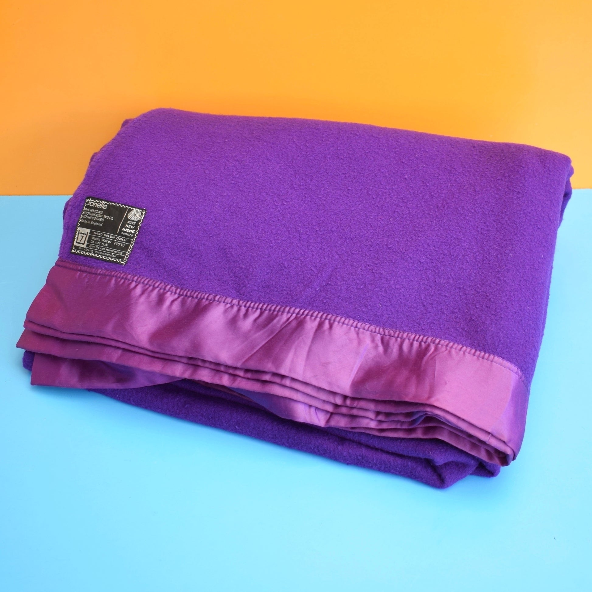 Vintage 1960s Merino Wool Blanket / Throw - Vibrant Purple . by Vintage