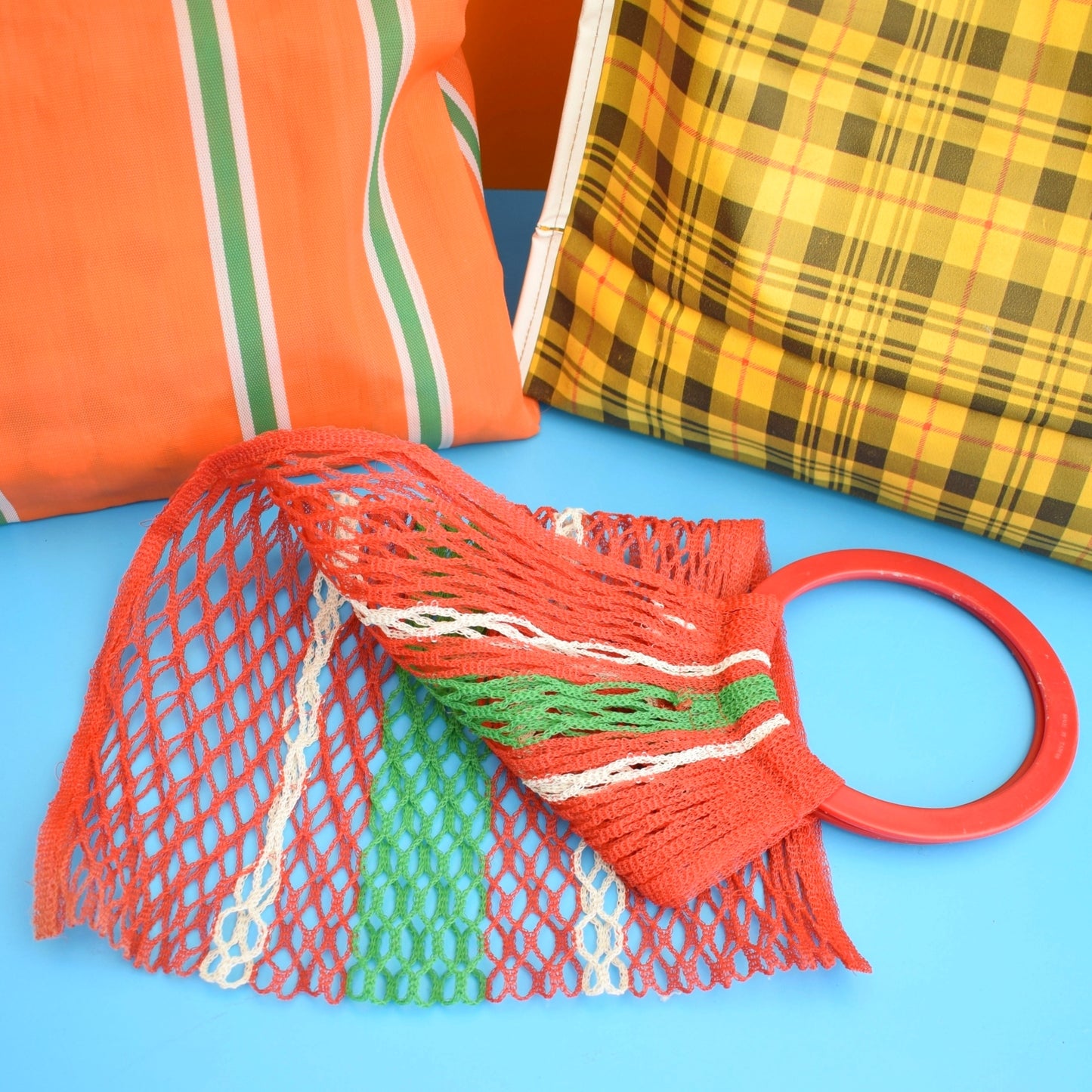 Vintage 1960s Shopping Bags - Woven / Vinyl