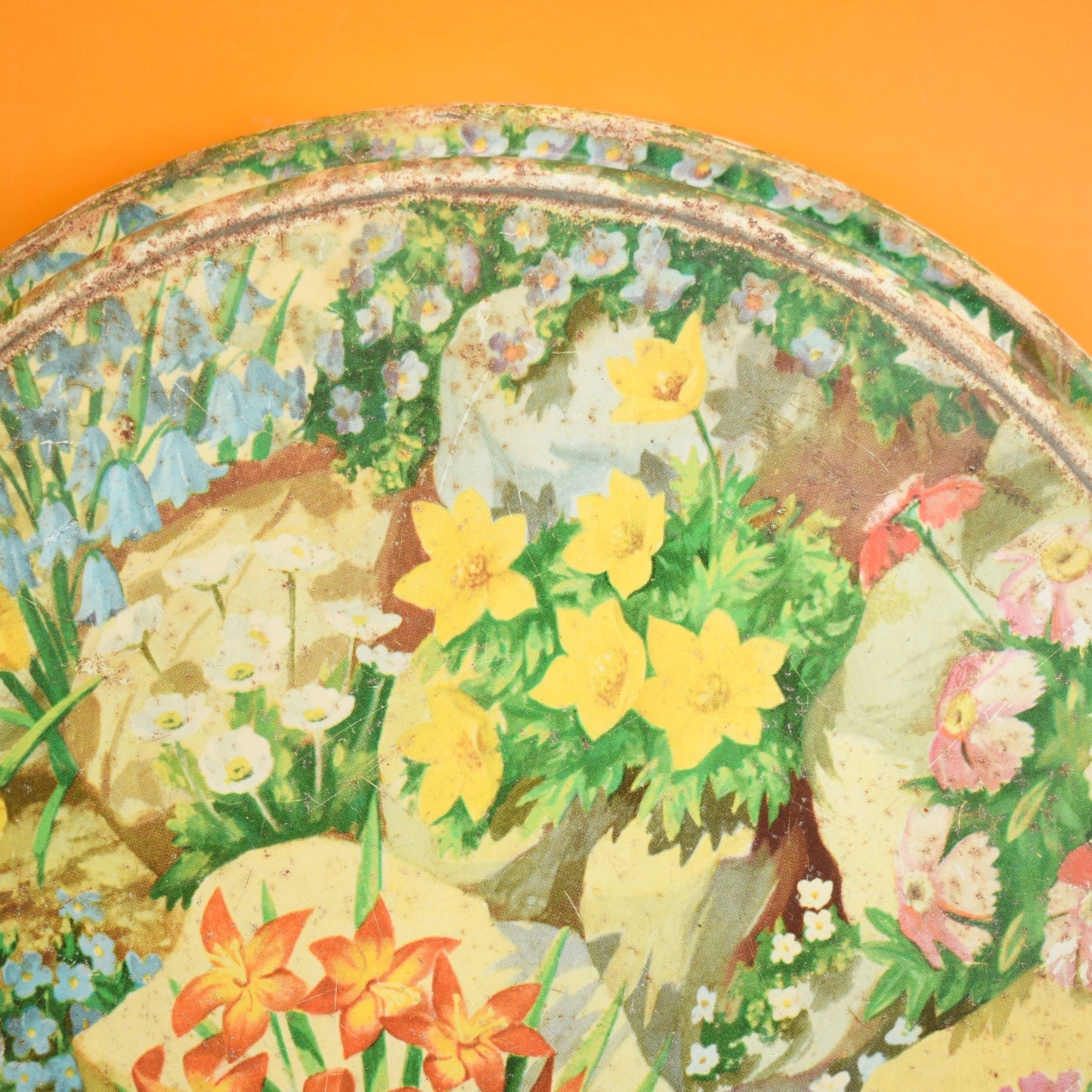 Vintage 1950s Metal Tin - Rockery Flowers - Huntley & Palmers