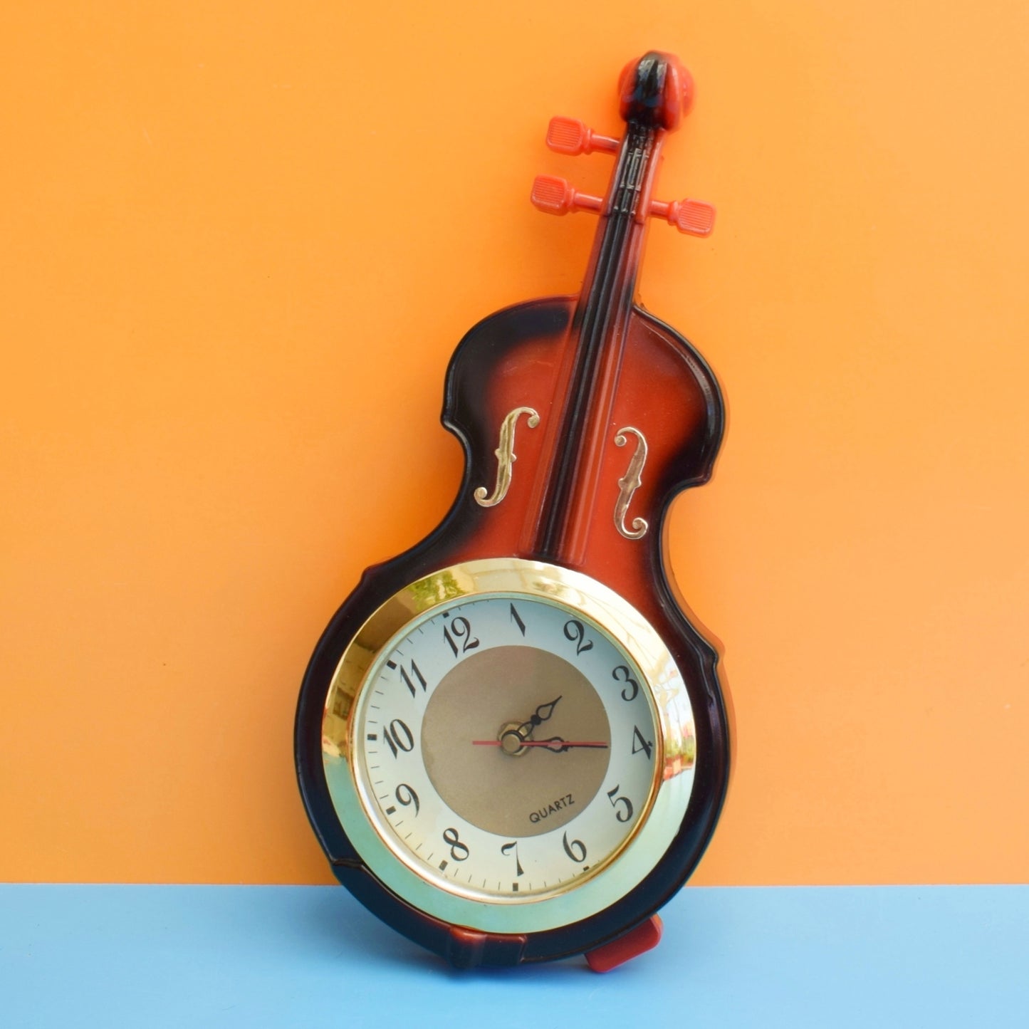Vintage 1960s Kitsch Wall mounted Plastic Clock - Violin