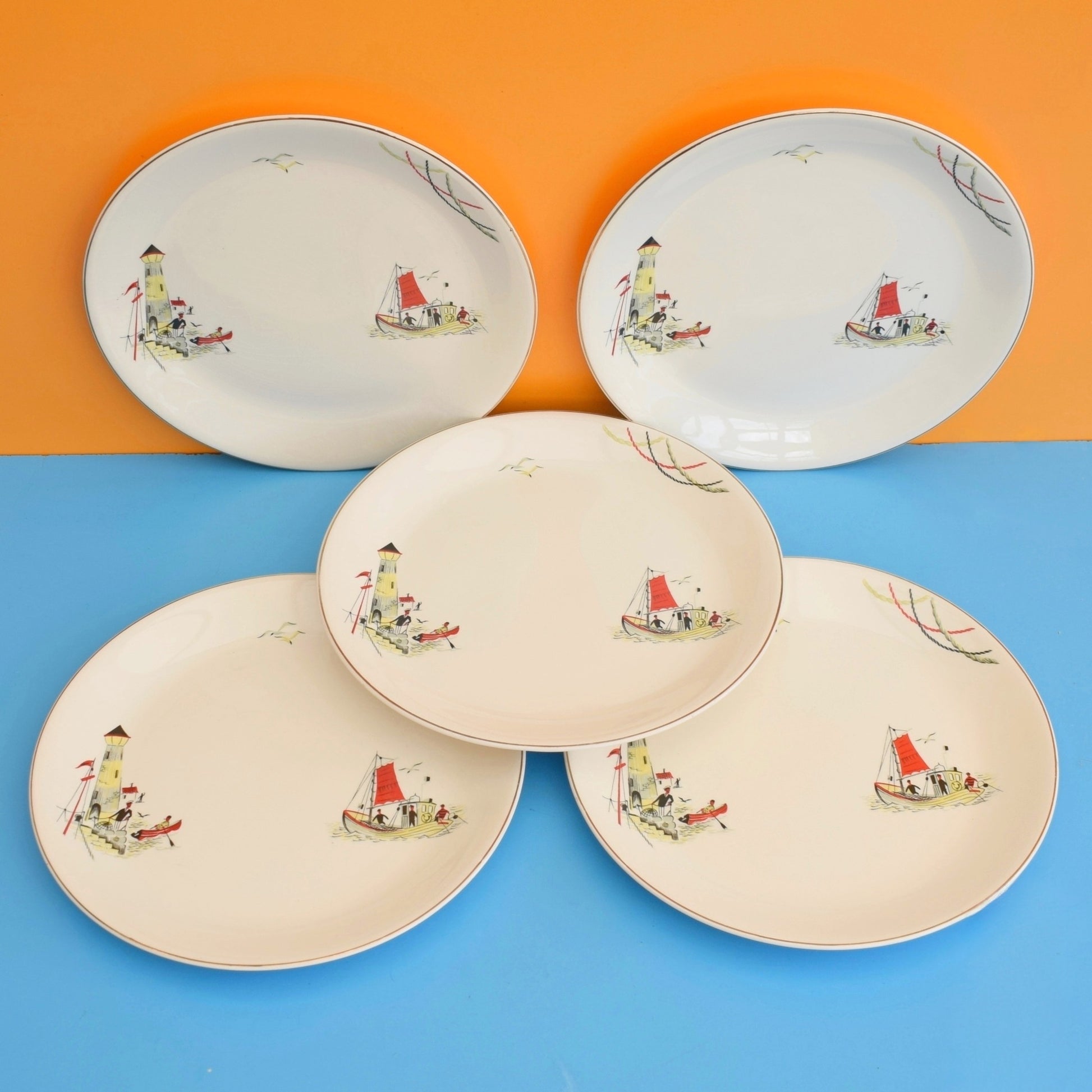 Vintage 1950s Kitsch Alfred Meakin Dinner Plates - St Ives by Vintage