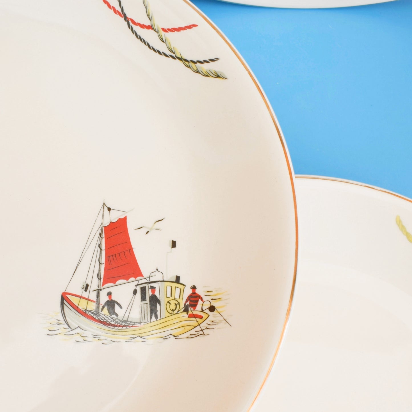 Vintage 1950s Kitsch Alfred Meakin Dinner Plates - St Ives by Vintage
