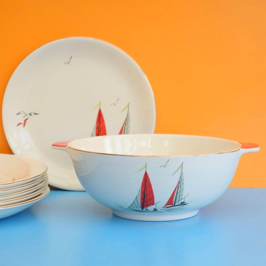 Vintage 1950s Kitsch Alfred Meakin - Red Sails
