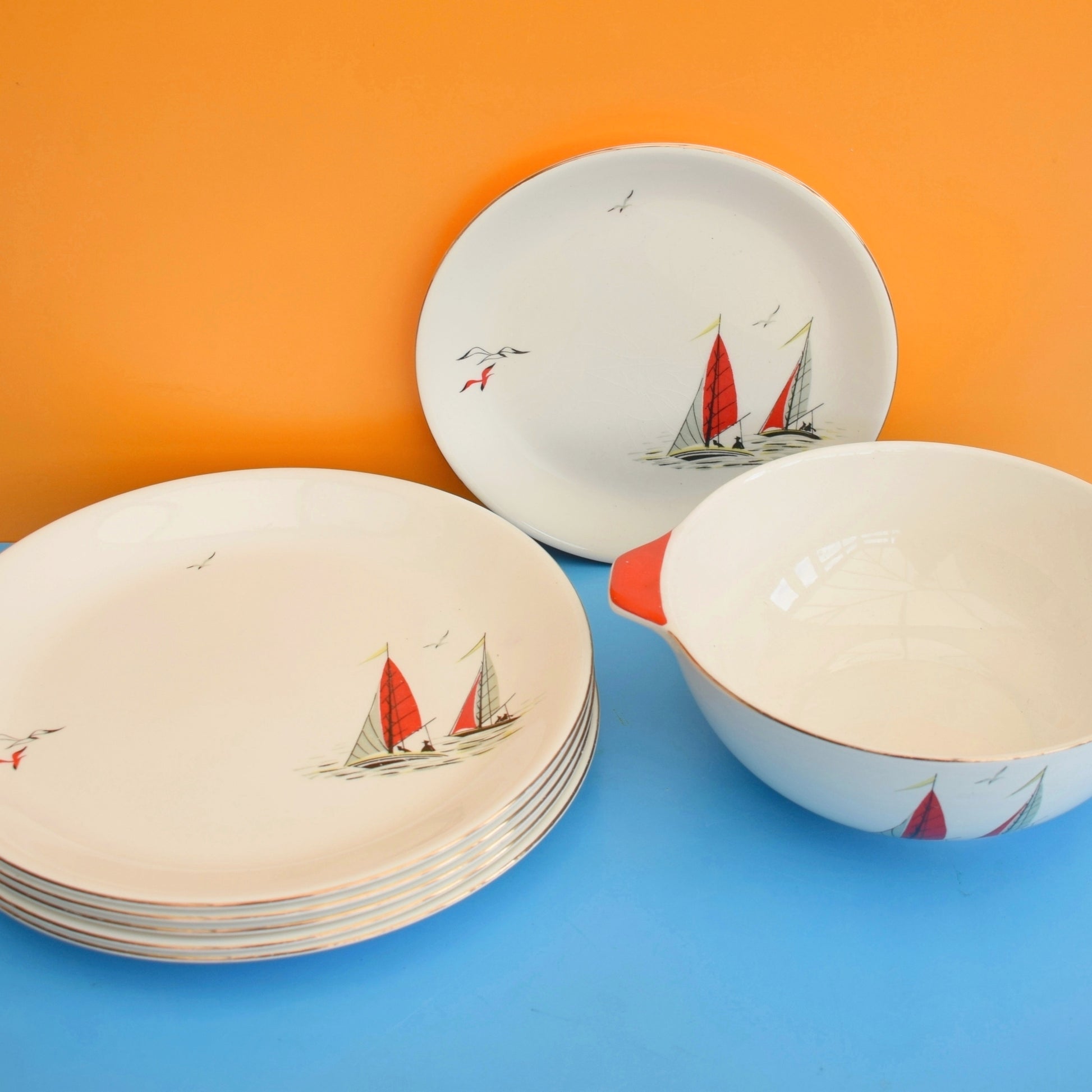 Vintage 1950s Kitsch Alfred Meakin - Red Sails by Vintage