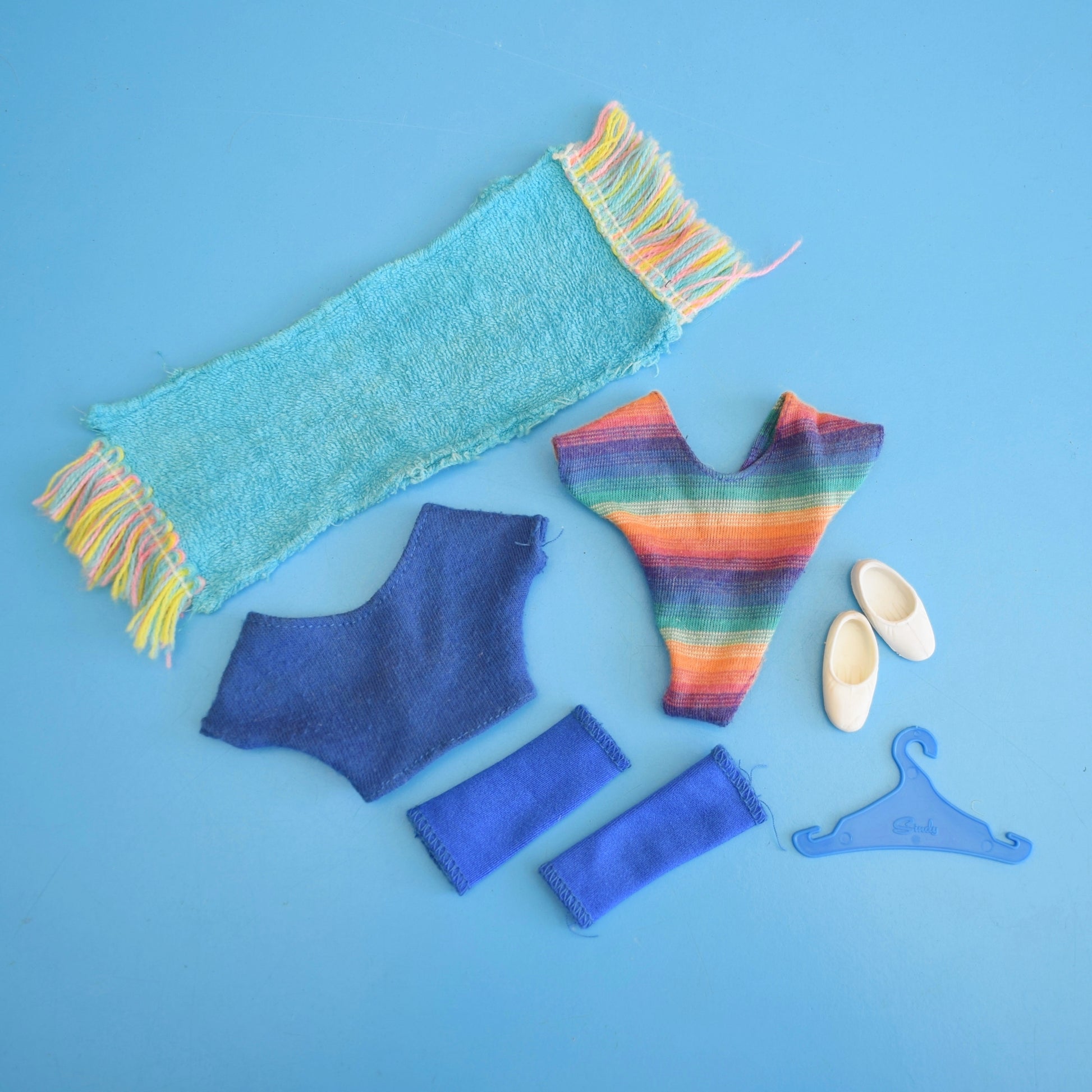 Vintage 1980s Sindy Gym Outfit - Pink / Yellow or Blue/Rainbow by Pineapple Retro