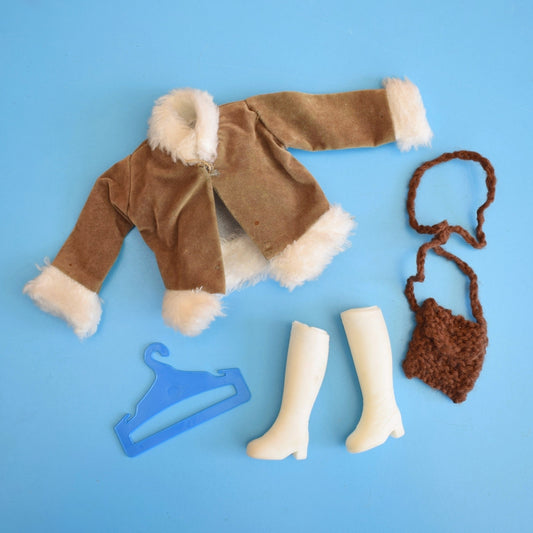 Vintage 1970s Sindy Sized Outfit - Suede Jacket / Boots by Pineapple Retro