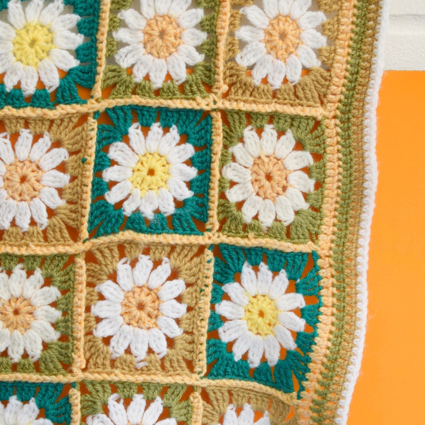 Vintage 1970s Crochet Small Blanket - Flower Design