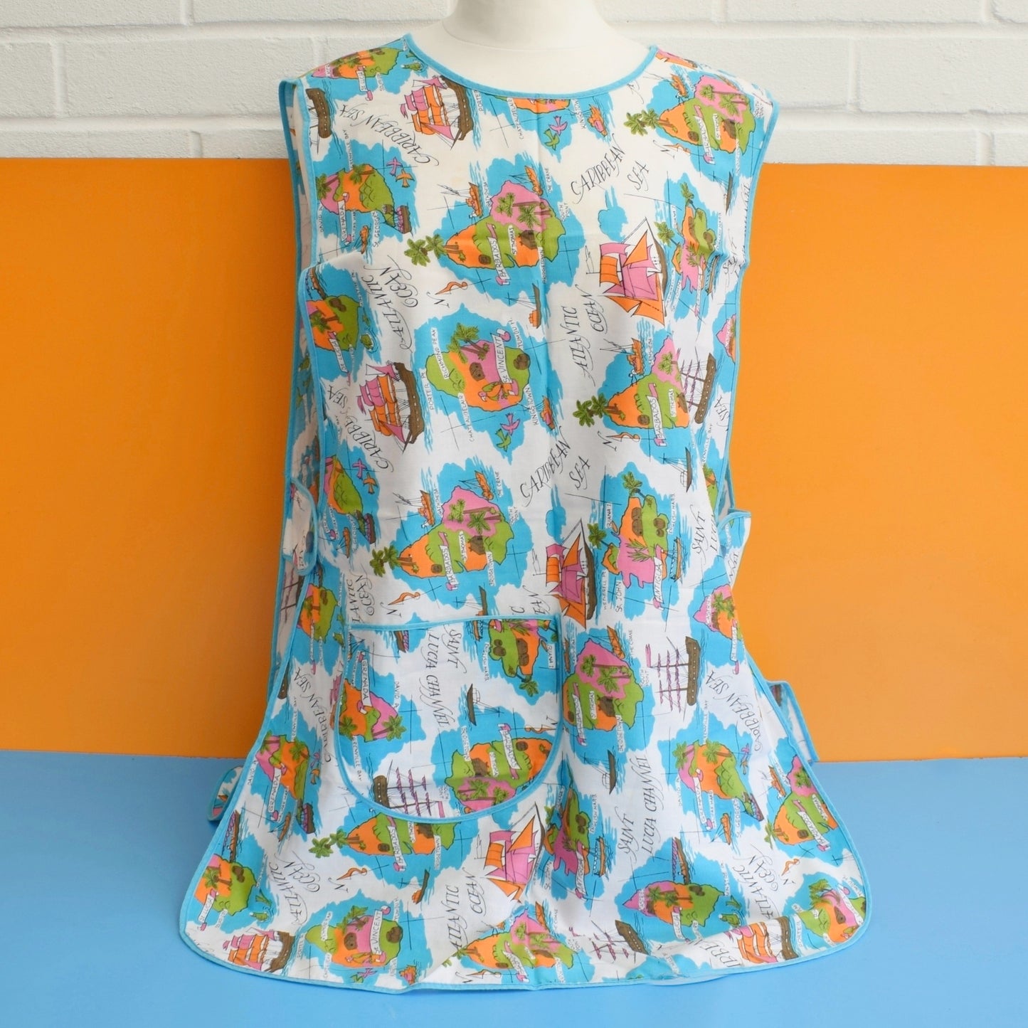 Vintage 1960s Tabard / Apron - Caribbean Souvenir