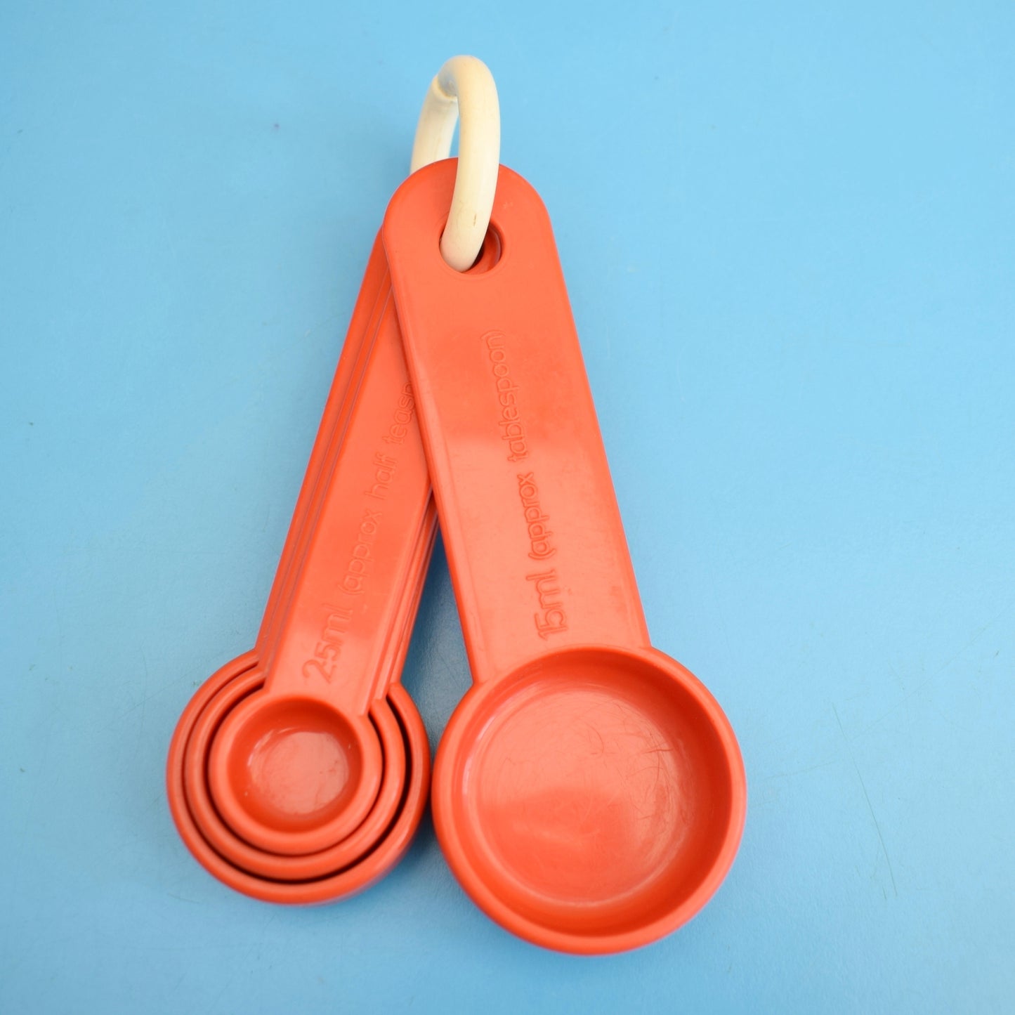 Vintage 1980s Plastic Measuring Spoon Set - Orange