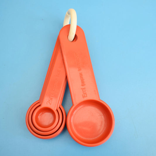 Vintage 1980s Plastic Measuring Spoon Set - Orange