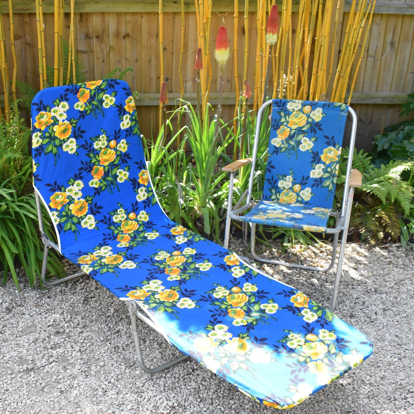 Vintage 1970s Garden Sun Lounger & Folding Chair - Blue & Yellow Rose Print by Vintage
