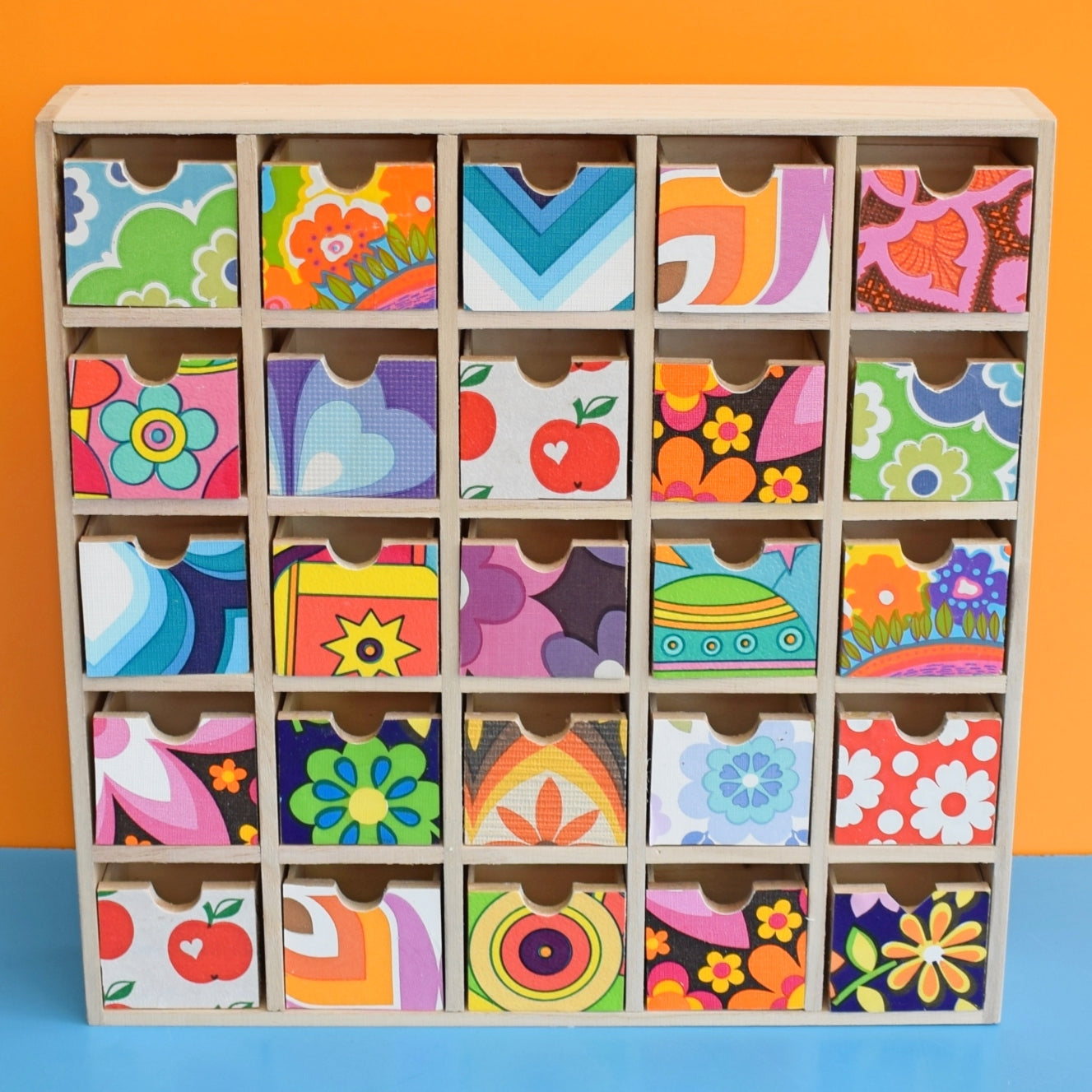 Retro Wooden Multi Drawer Unit - Vintage Wallpapers - Patchwork ..