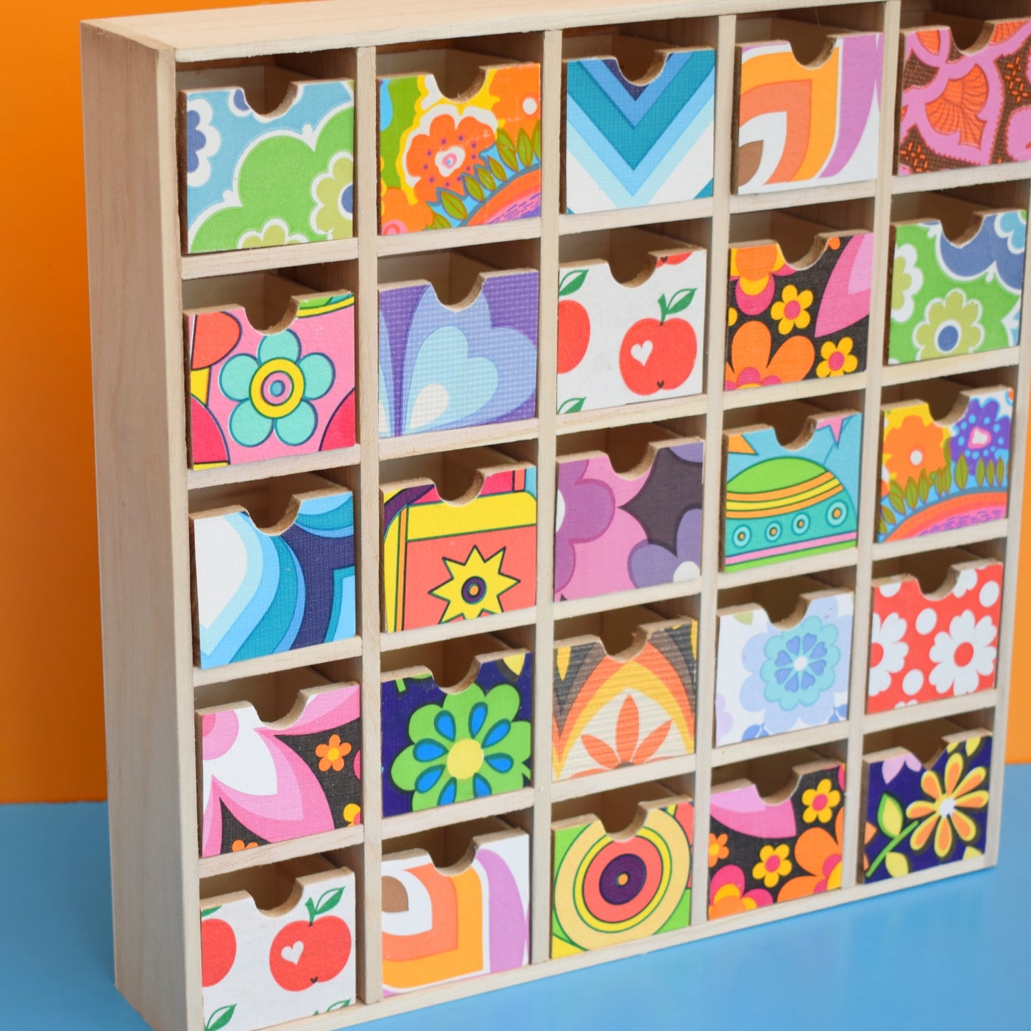 Retro Wooden Multi Drawer Unit - Vintage Wallpapers - Patchwork ..