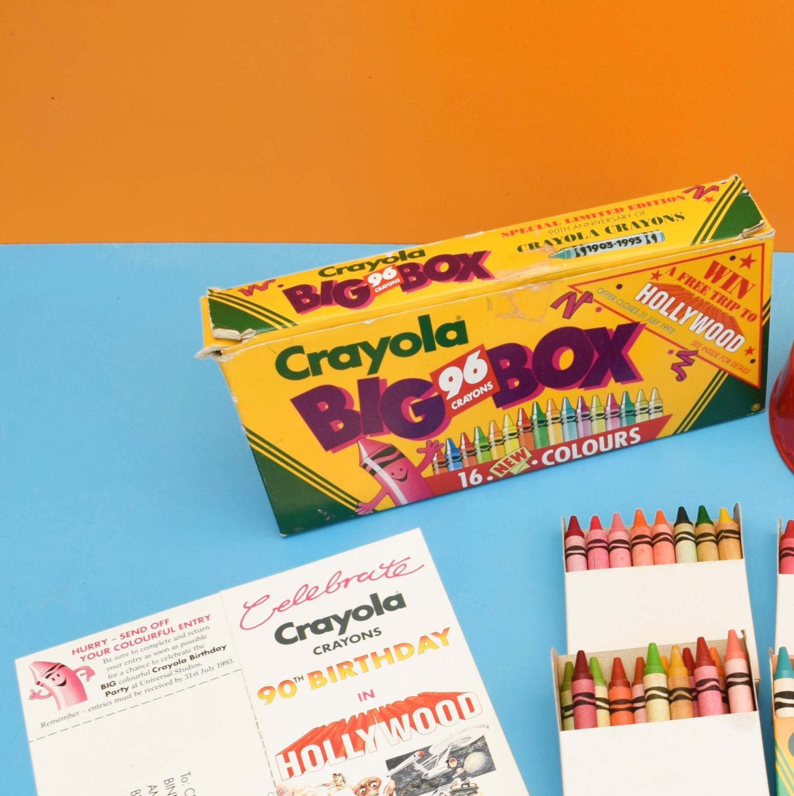 Vintage 1990s Crayola Wax Crayons - Boxed, Retired & Unnamed Colours / Stand by Vintage