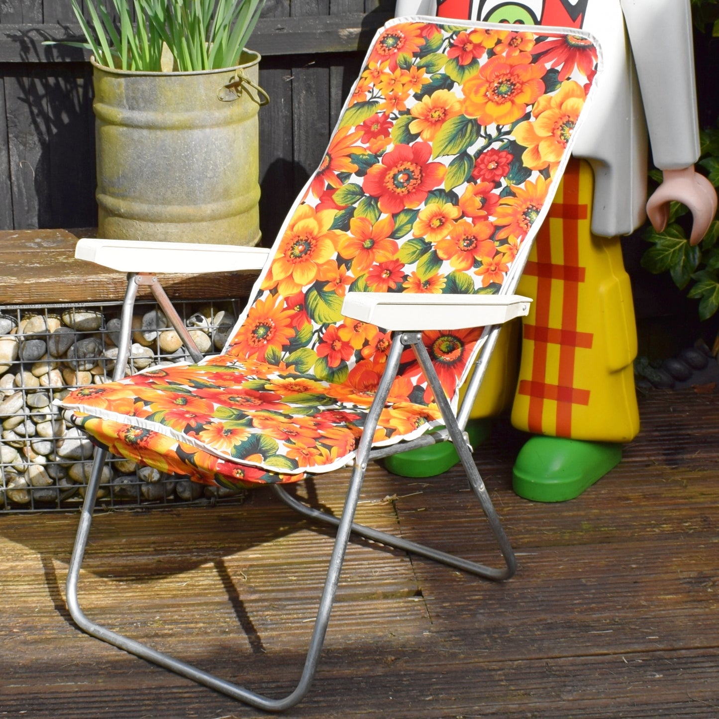 Vintage 1960s Garden Chair - Flower Power - Orange - Reclining
