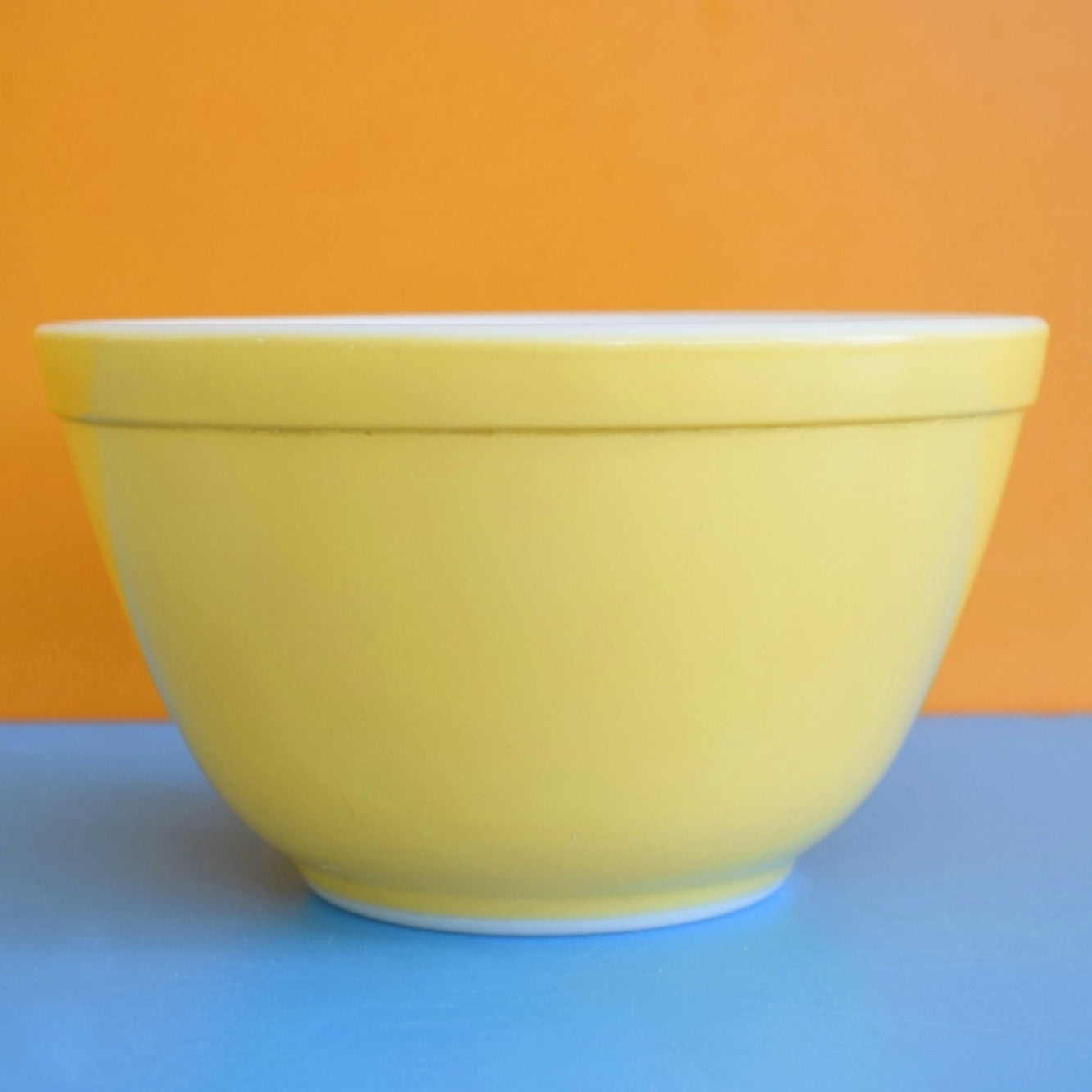 Vintage 1950s Pyrex Mixing Batter 401 Bowl - Custard Yellow - 1.5pt by Vintage