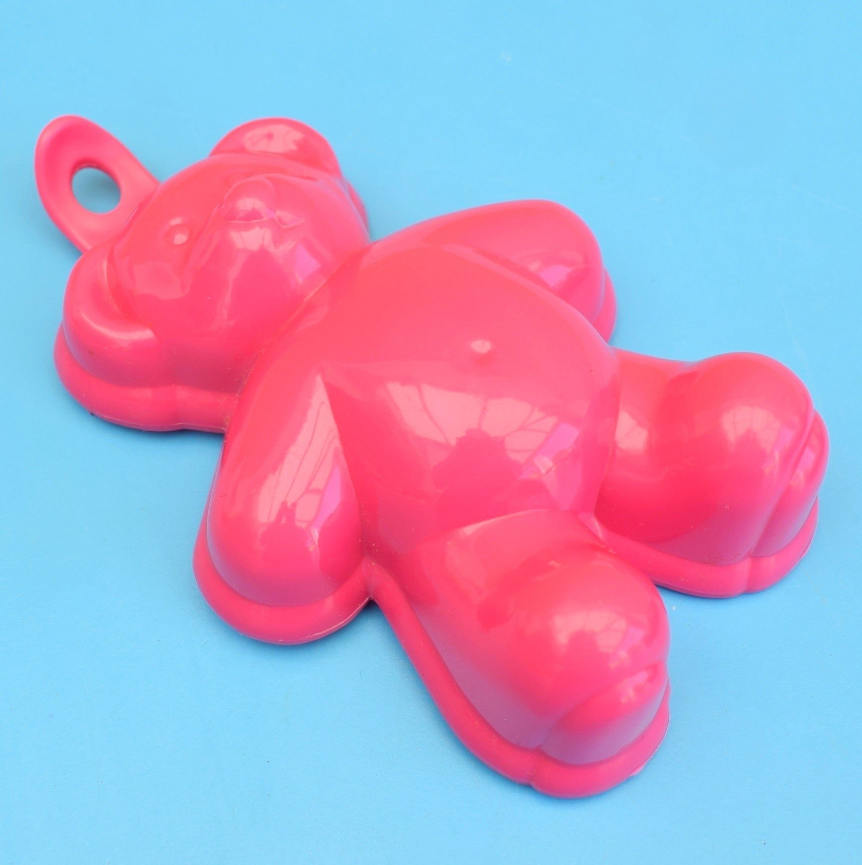 Vintage 1980s Mini Jelly Moulds - Habitat - Blue / Pink by Pineapple Retro