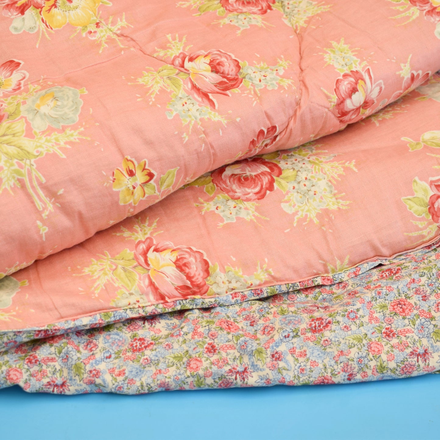 Vintage 1950s Pretty Homemade Eiderdown - Pink Roses - Small Single by Vintage