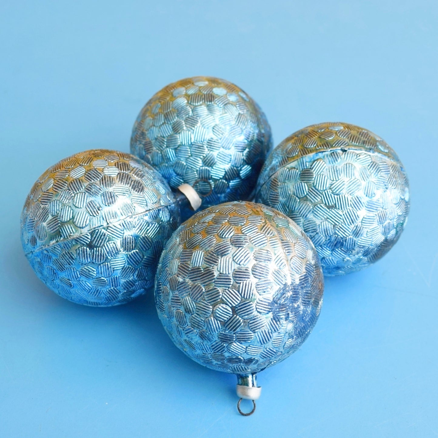 Vintage 1970s Textured Christmas Baubles - Shatterproof - Turquoise x4 by Pineapple Retro