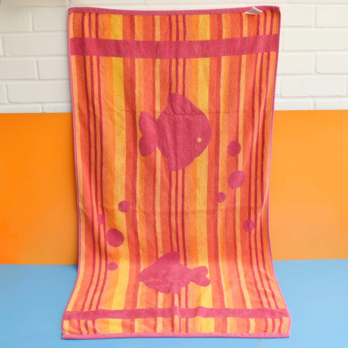 Vintage 1980s Bath Towel - Fish Design - 2 Colours