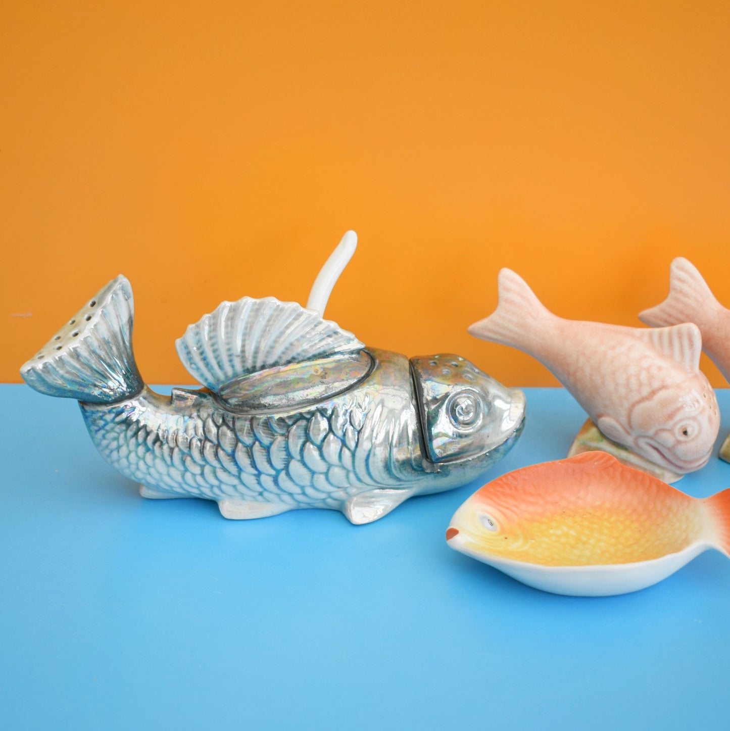 Vintage 1960s Fish Cruet Set / Salt & Pepper / Pin Dish - Melba Ware by Vintage
