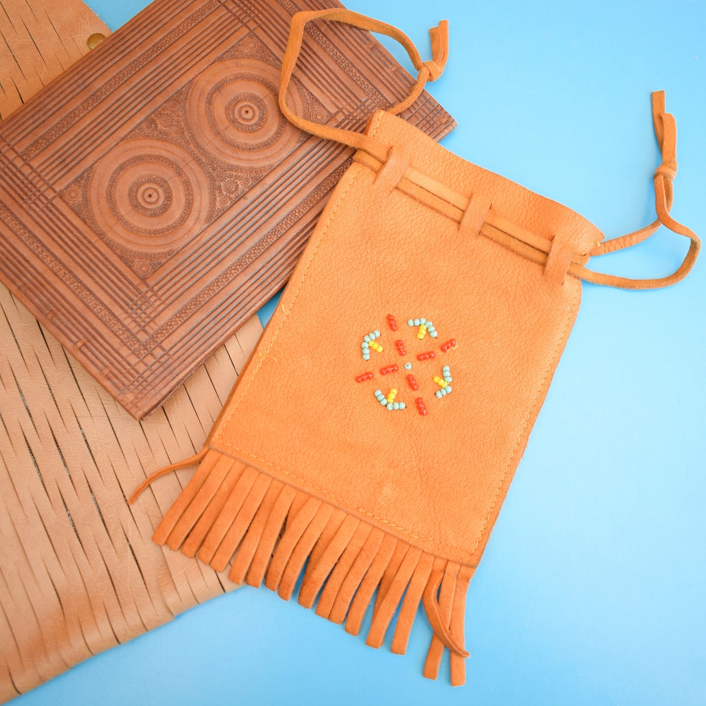 Vintage 1970s Leather Embossed Wallet / Deer Skin / Rachel Shopping Bag by Vintage