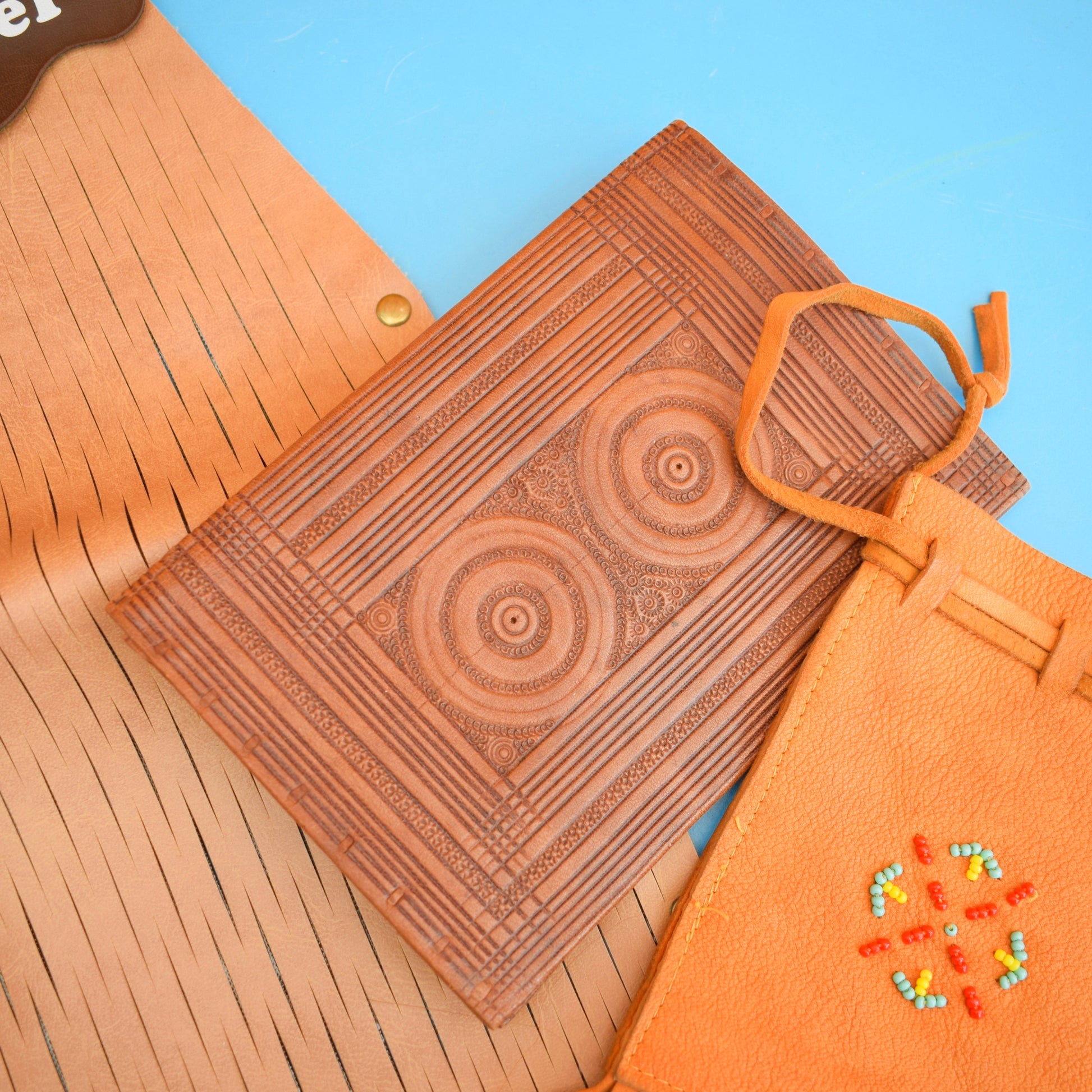 Vintage 1970s Leather Embossed Wallet / Deer Skin / Rachel Shopping Bag by Vintage