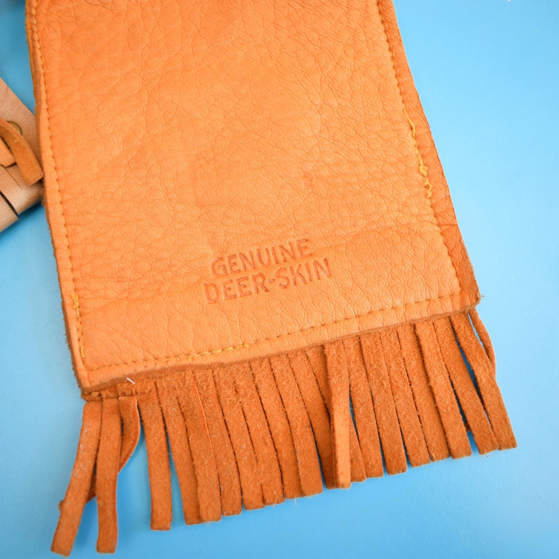 Vintage 1970s Leather Embossed Wallet / Deer Skin / Rachel Shopping Bag by Vintage