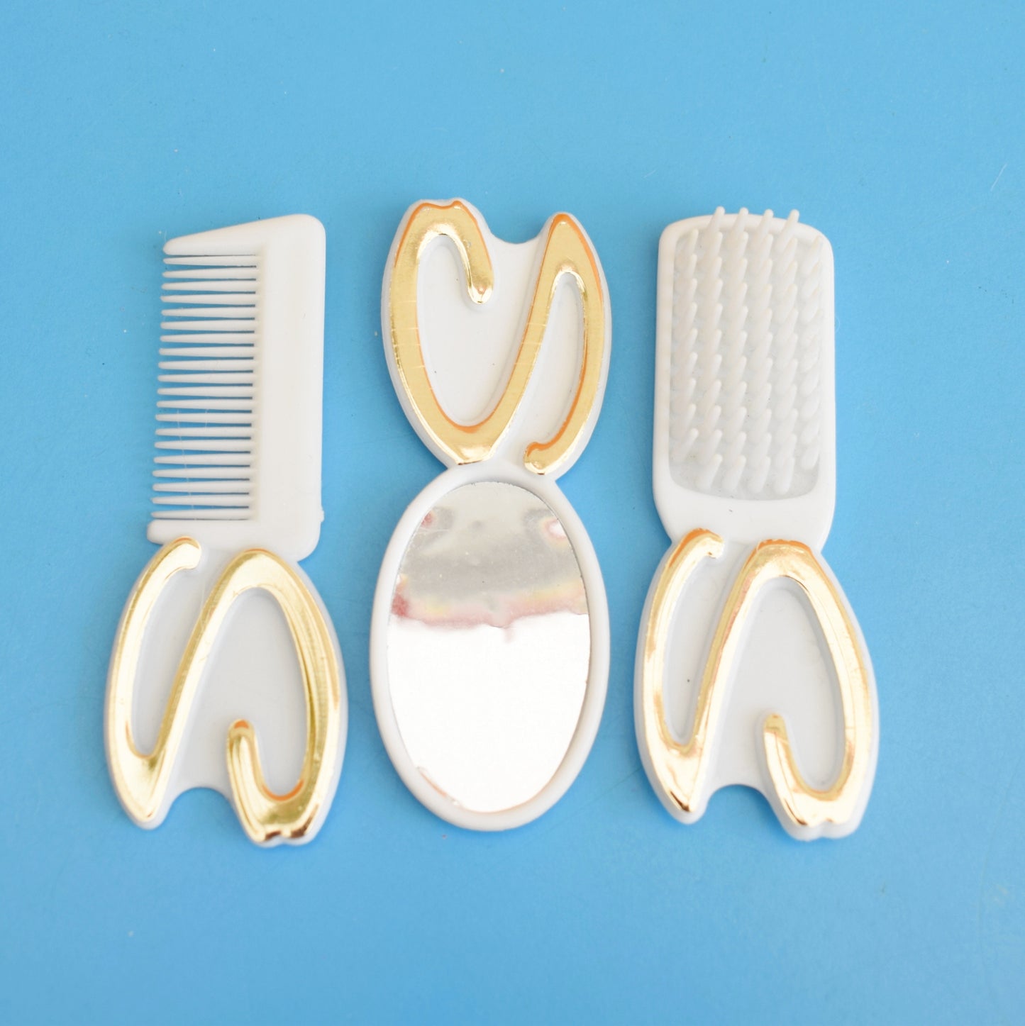 Vintage 1970s Sindy Brush / Comb / Mirror Set by Pineapple Retro