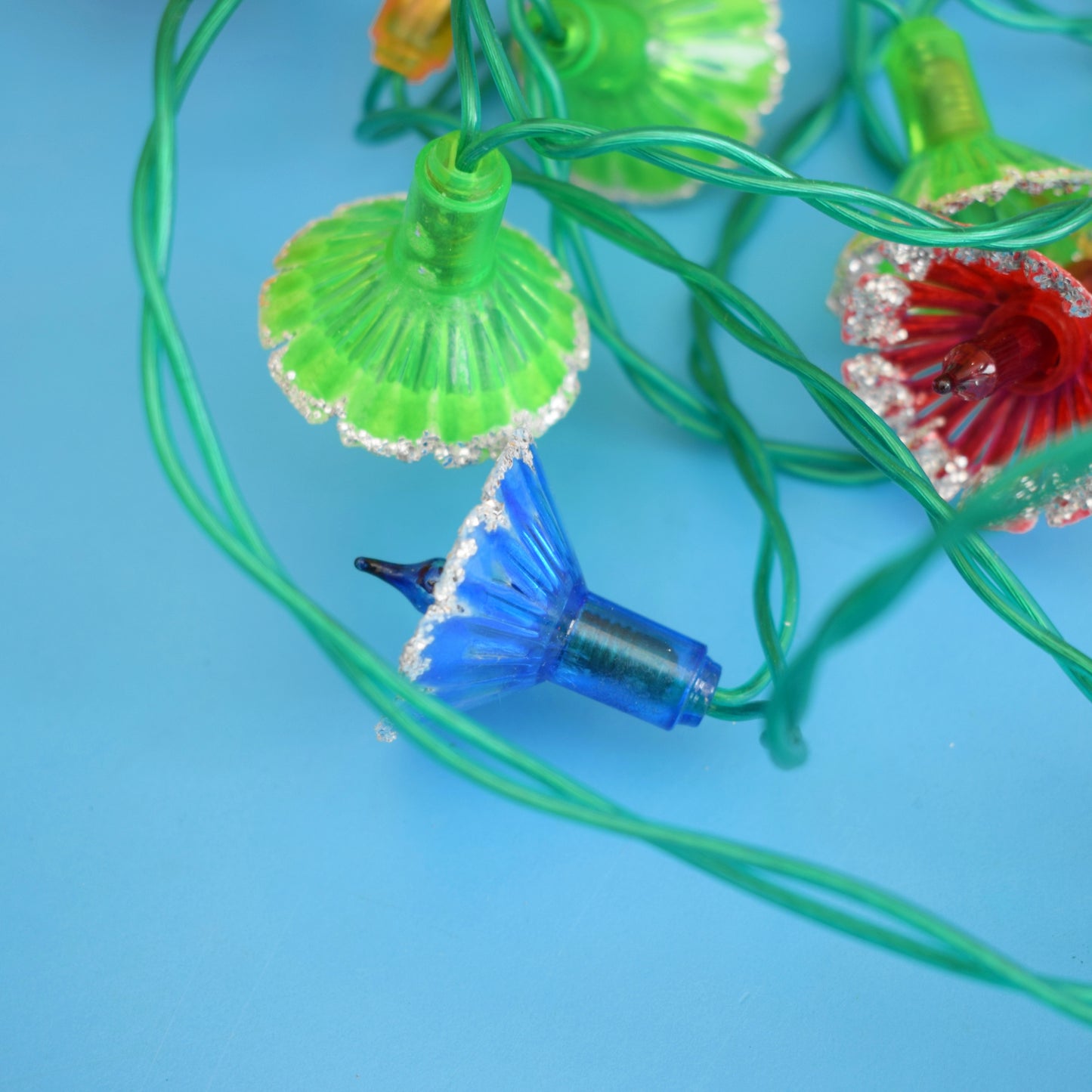 Vintage 1960s Christmas Glitter Flower Lights - Pifco by Pineapple Retro