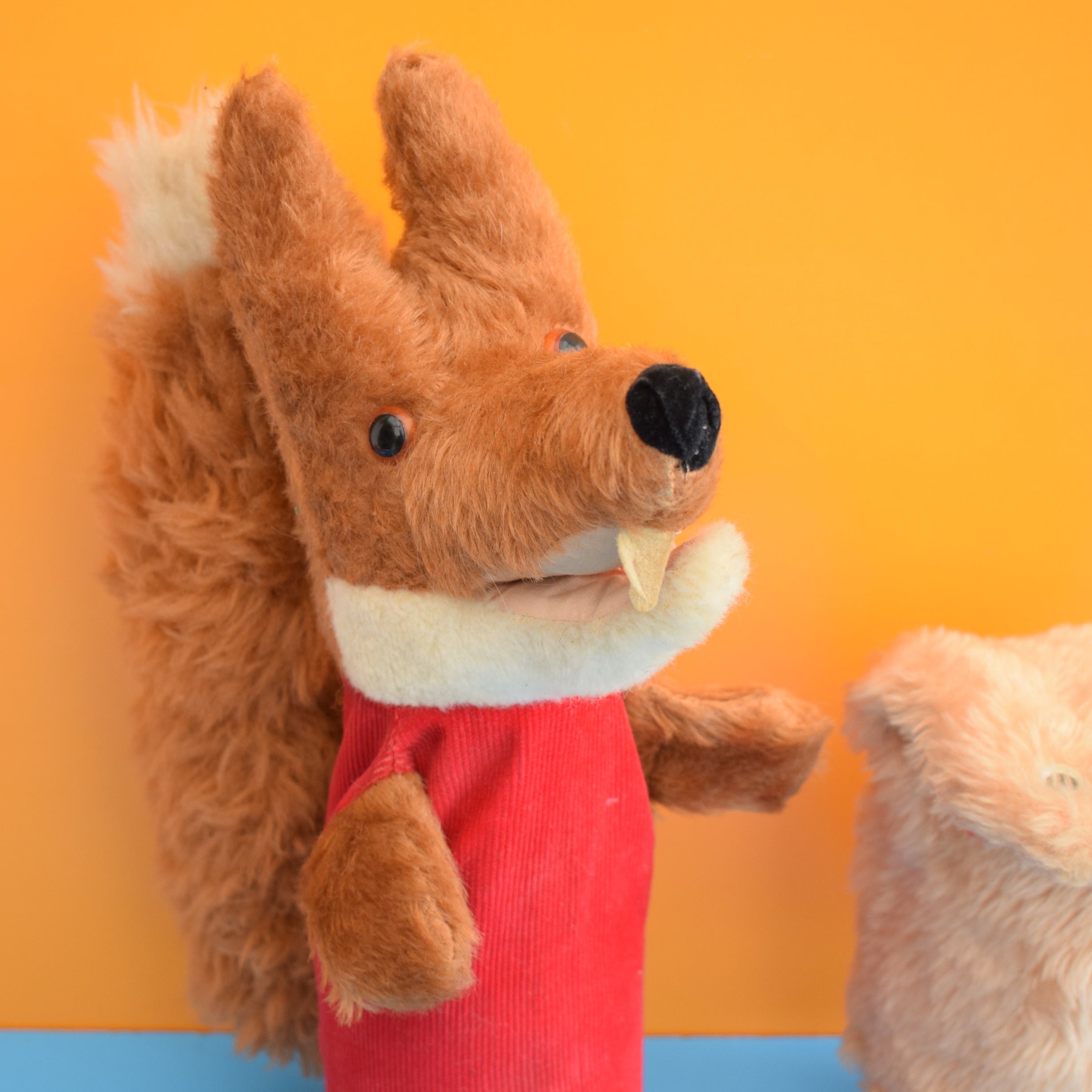 Vintage 1970s Book/ Hand Puppets Basil Brush/ Gordon Pineapple Retro