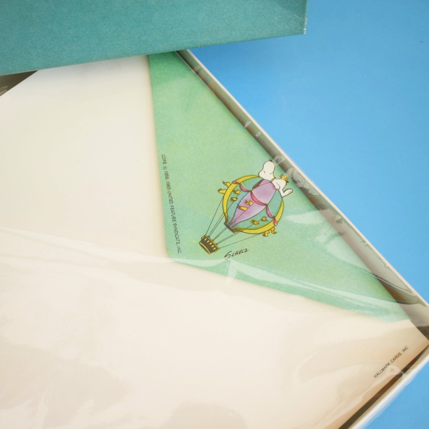 Vintage 1970s Snoopy Writing Paper Set - Hot Air Balloon