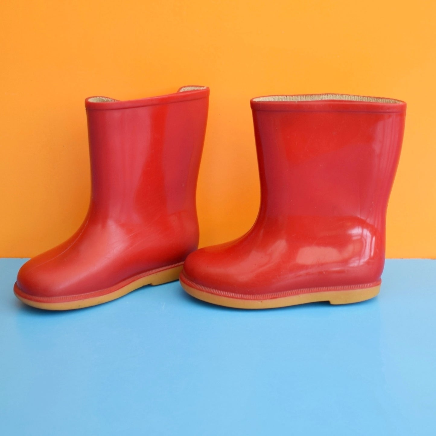 Vintage 1980s Paddington Bear Boots - Dunlop Red sz 20