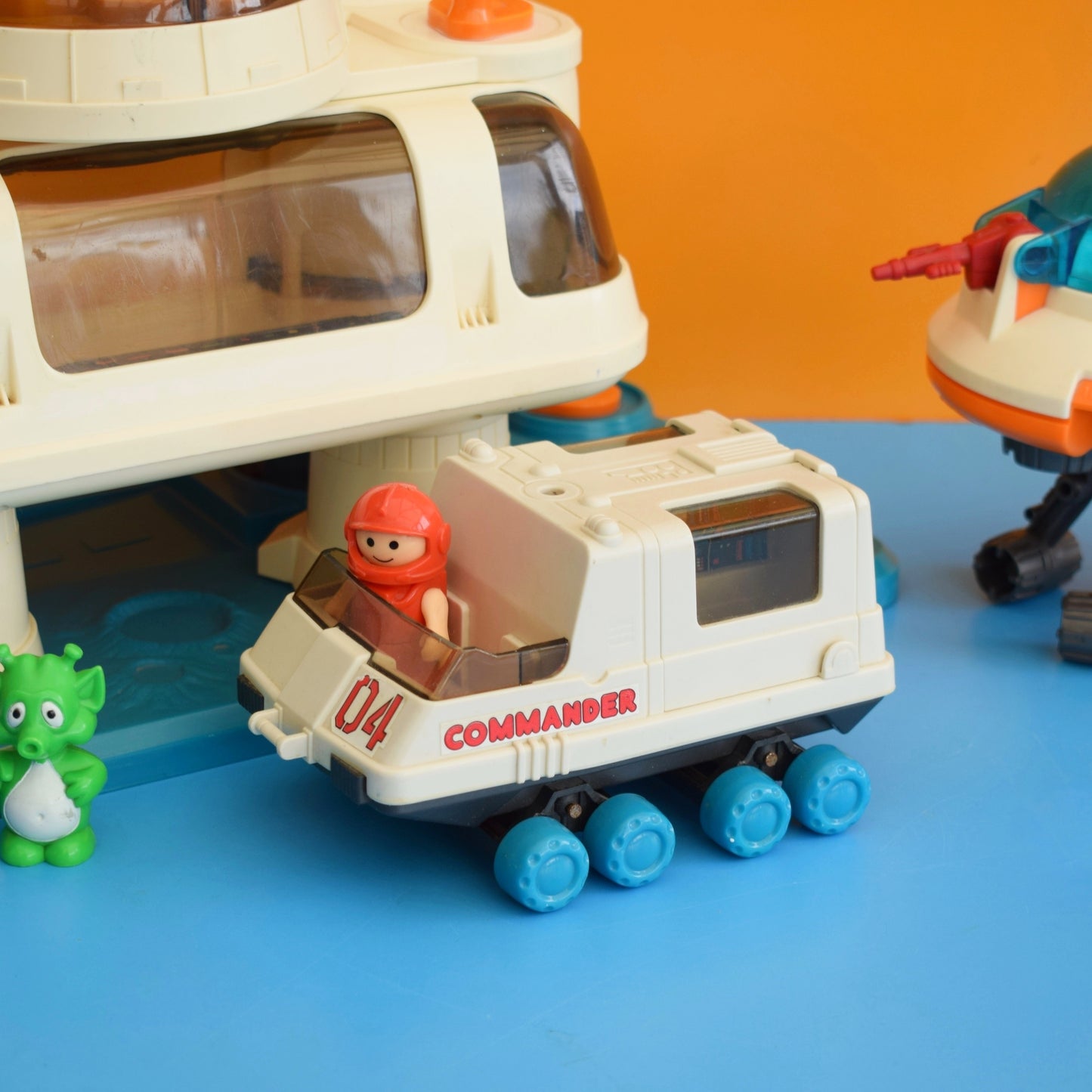 Vintage 1980s Lil Playmates Space Set